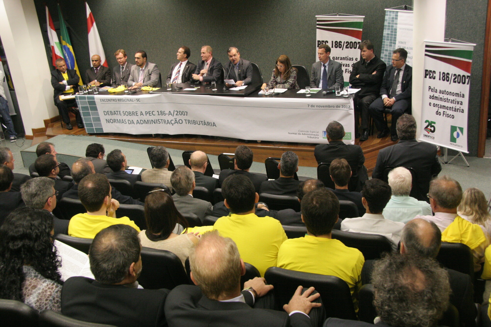 Audiência debate PEC federal da administração tributária