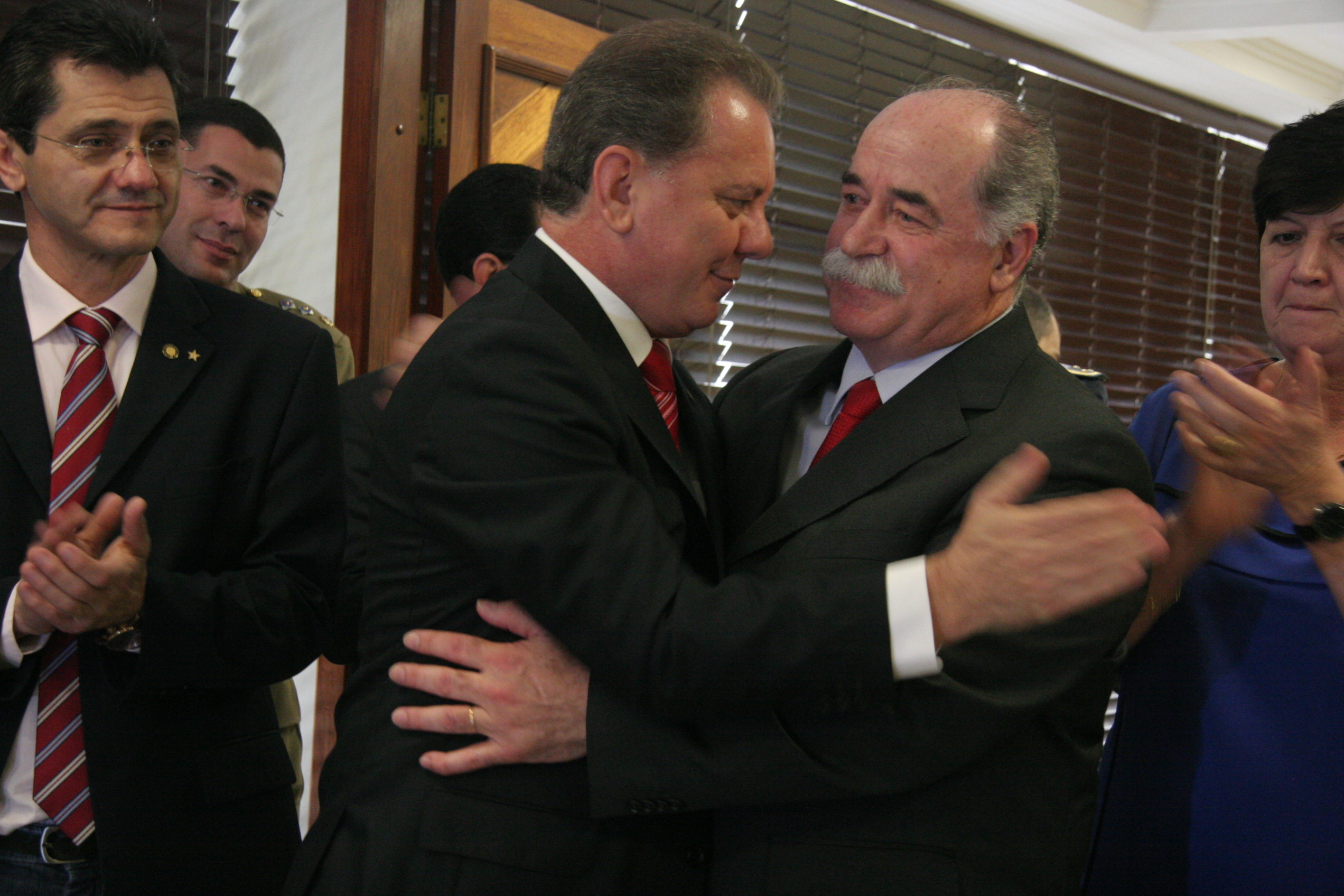 Posse Dep. Romildo Titon na Presidência Alesc - Foto: Eduardo Guedes de Oliveira/Agência AL