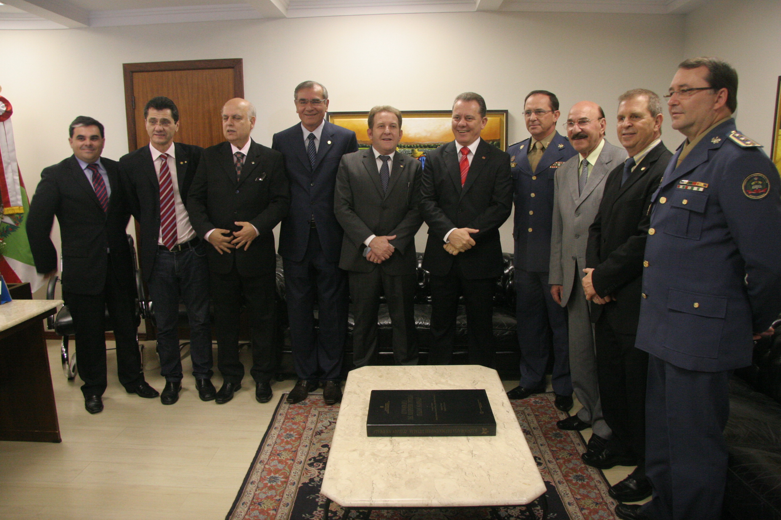 Posse Dep. Romildo Titon na Presidência Alesc - Foto: Eduardo Guedes de Oliveira/Agência AL