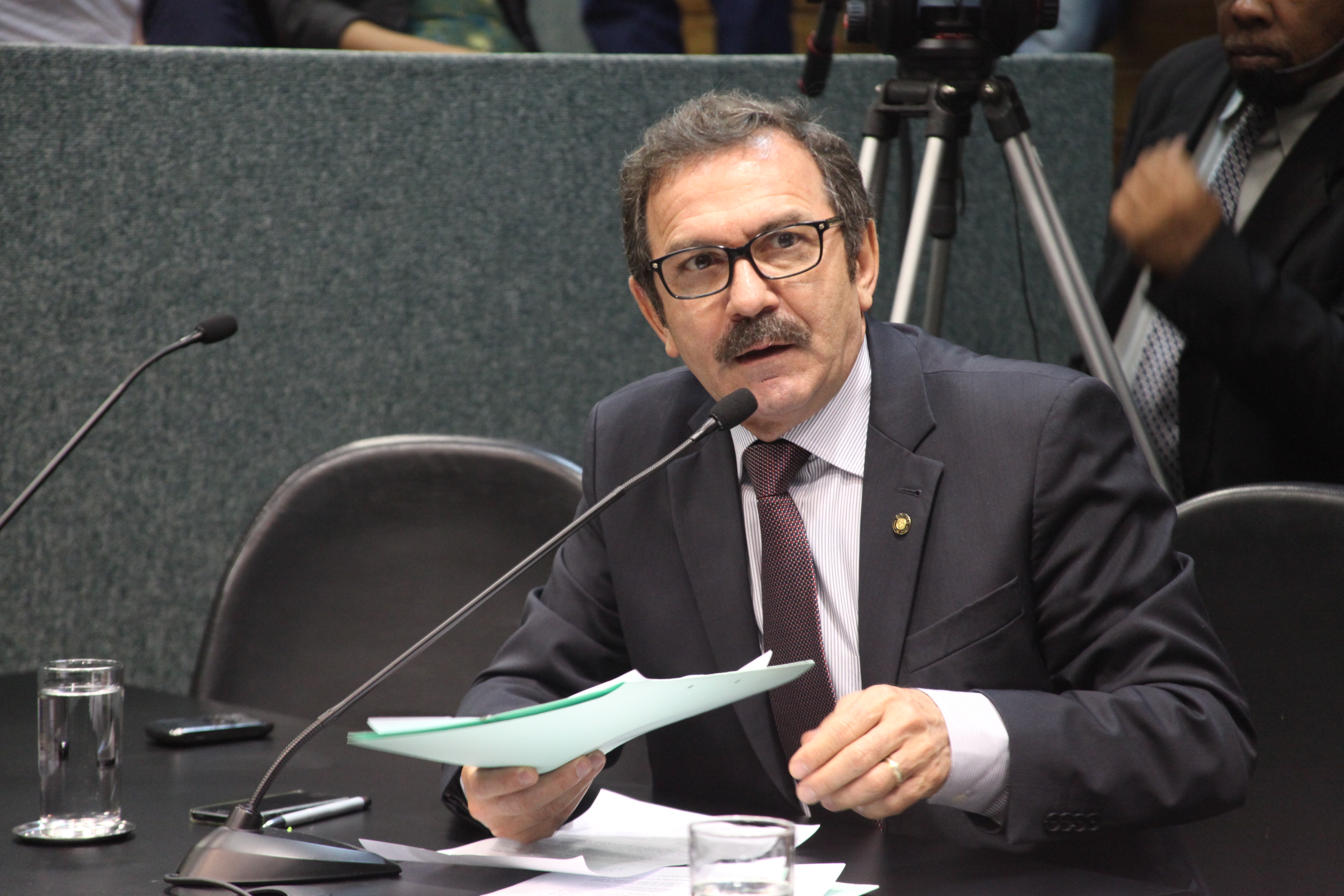 Deputado Serafim Venzon (PSDB). Comissão de Constituição e Justiça. Foto: Leonardo Gonçalves / Agência AL