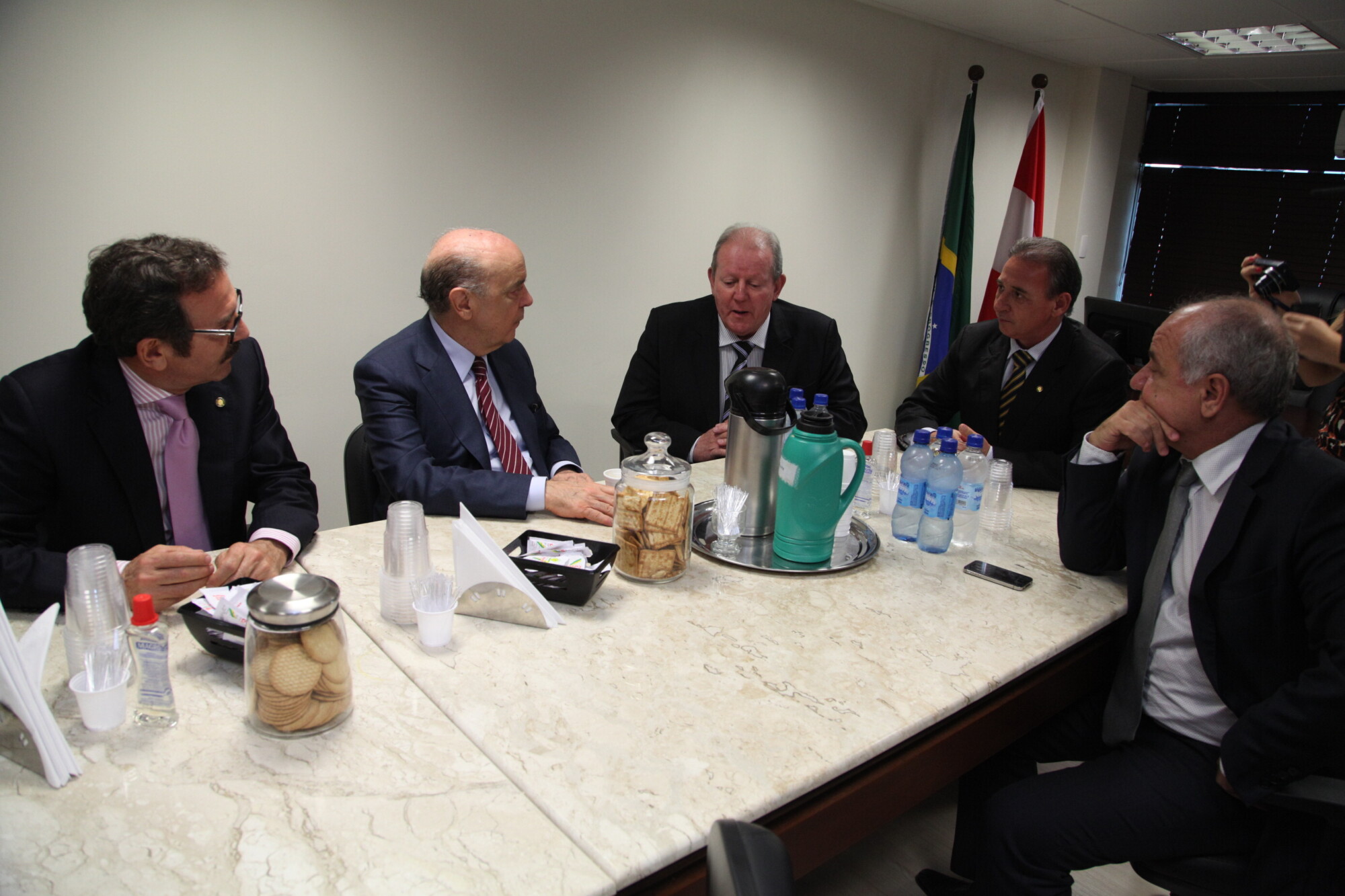 José Serra vem a SC e fala a empresários sobre a conjuntura econômica