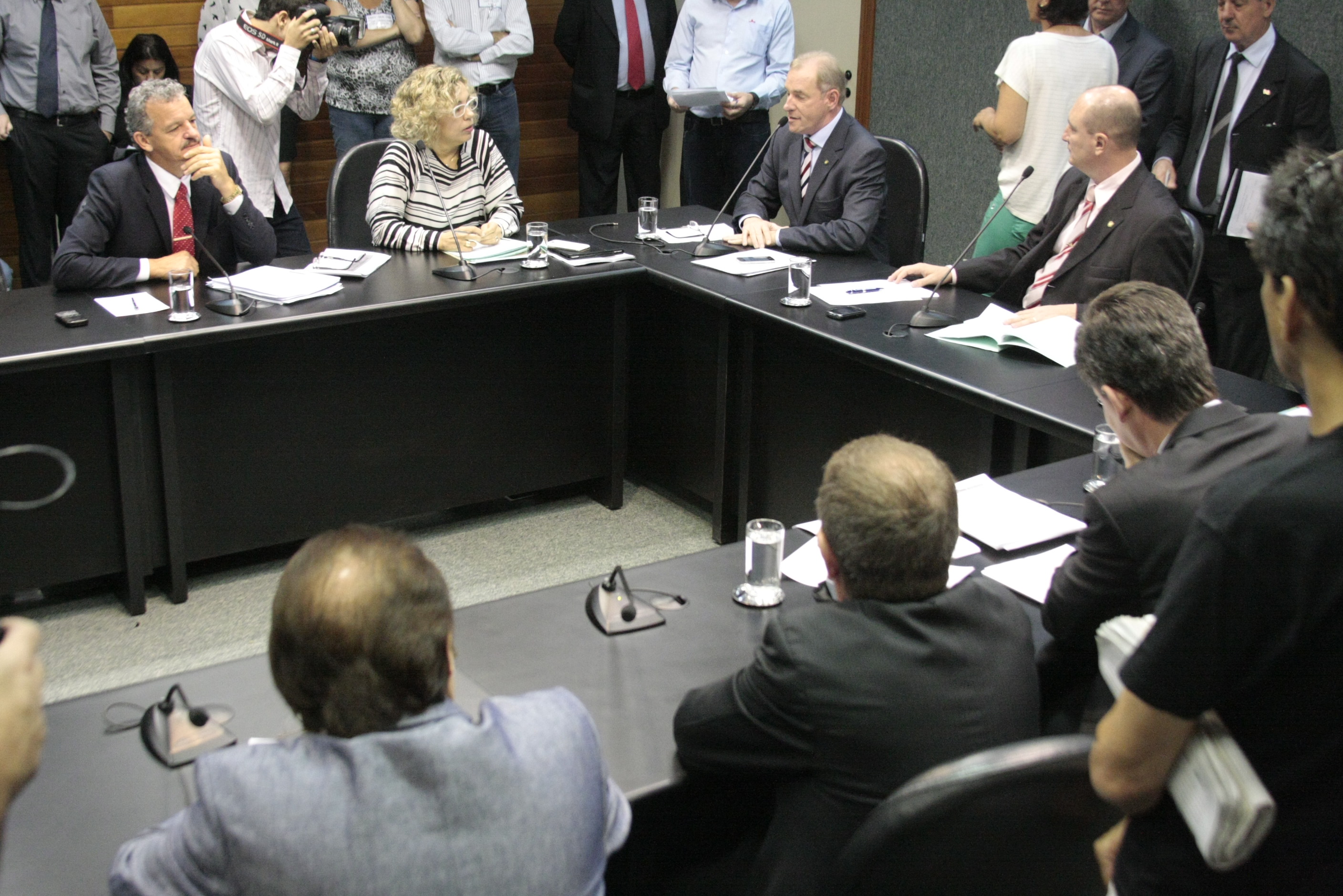 Reunião da Comissão de Constituição e Justiça. Foto: Fábio Queiroz / Agência AL