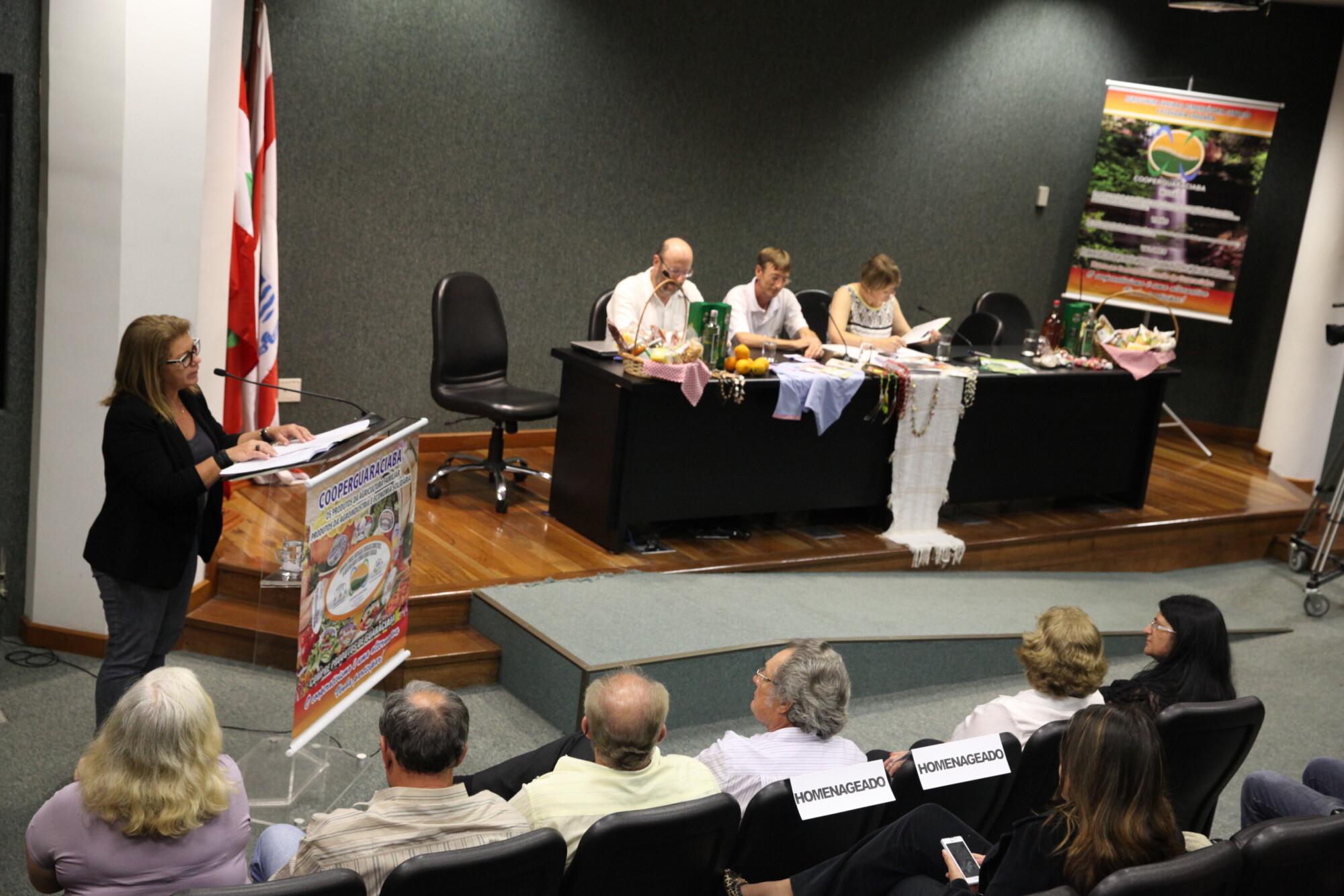 Ato solene em homenagem a empreendimentos de economia solidária. Lucas Gabriel Diniz/Agência AL
