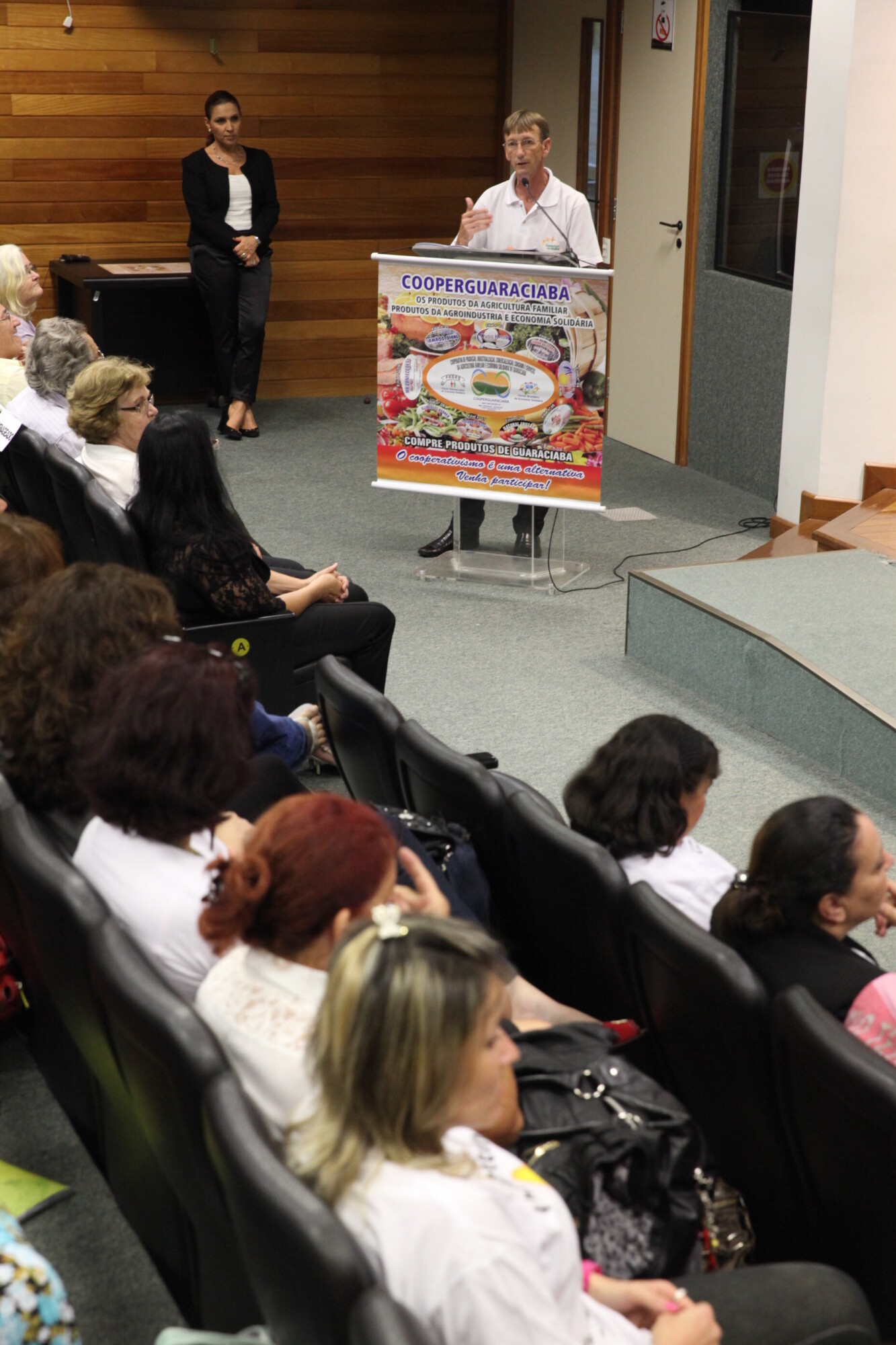 Ato solene em homenagem a empreendimentos de economia solidária. Lucas Gabriel Diniz/Agência AL