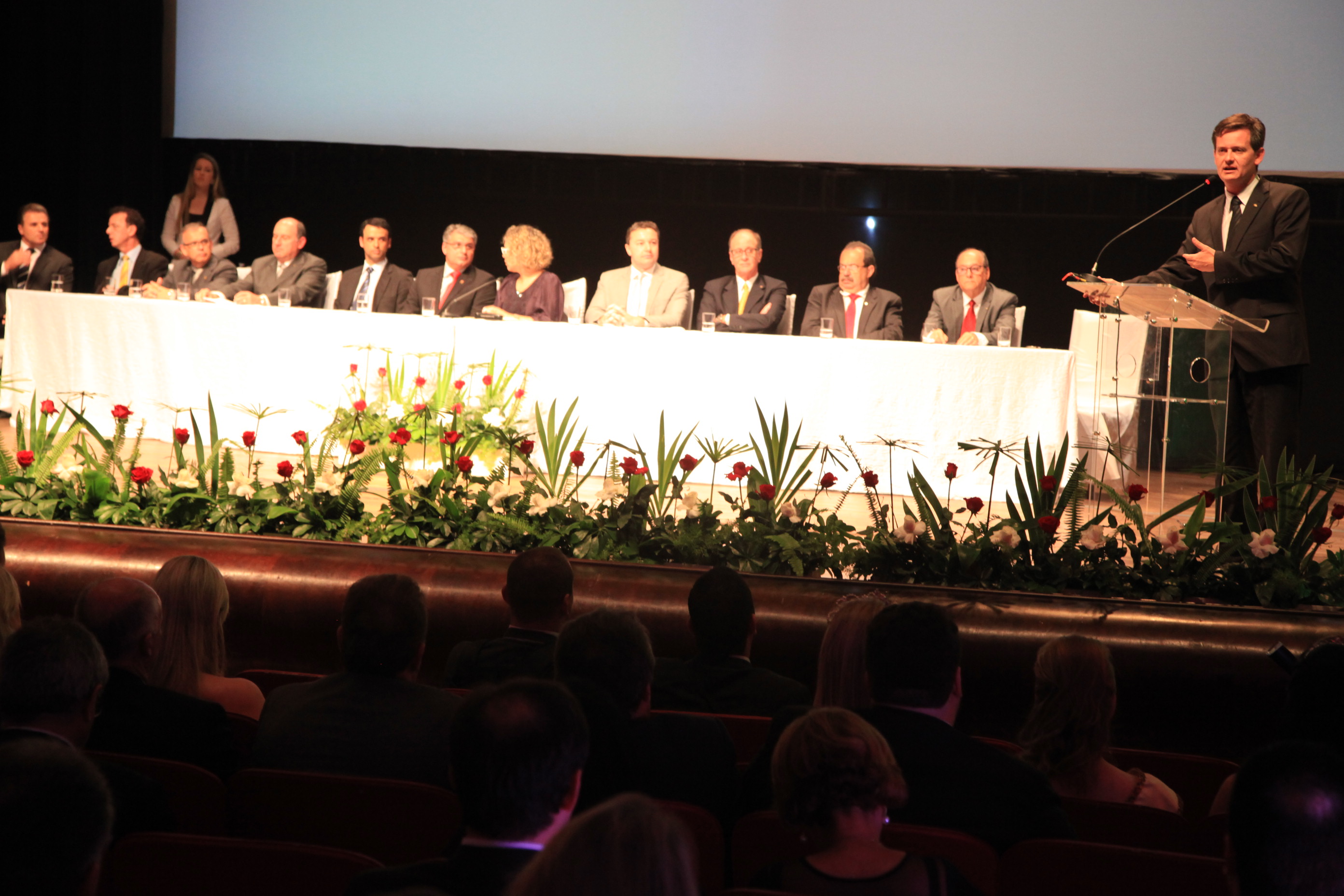 Sessão Solene em homenagem ao Sindicato do Comércio Varejista de Blumenau - SINDILOJAS pela passagem do seu cinquentenário de Fundação. Foto: Miriam Zomer/Agência AL