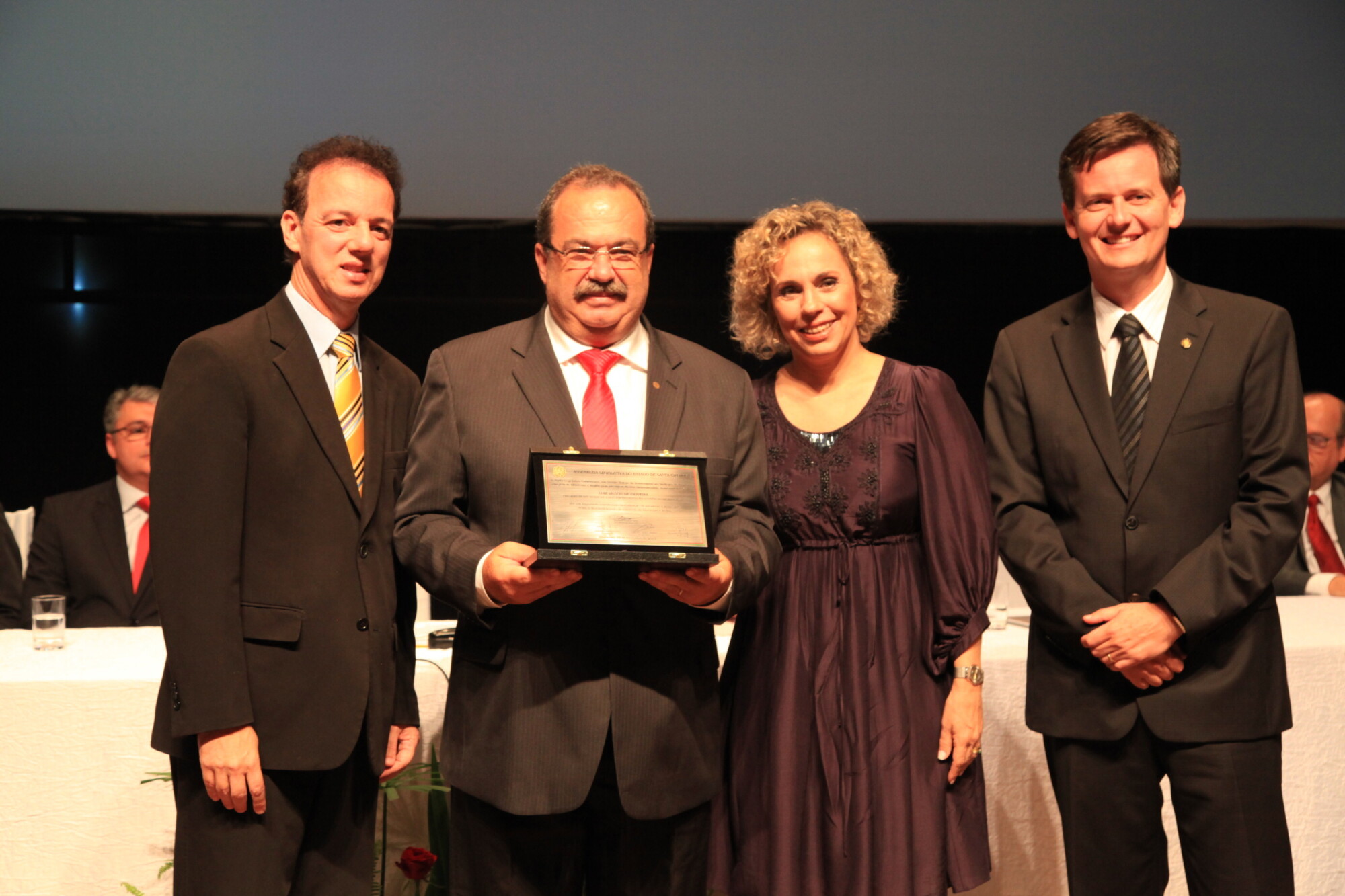 Sessão Solene em homenagem aos 50 anos de fundação do Sindilojas, Sindicato do Comércio Varejista de Blumenau e Região. Foto: Miriam Zomer/Agência AL