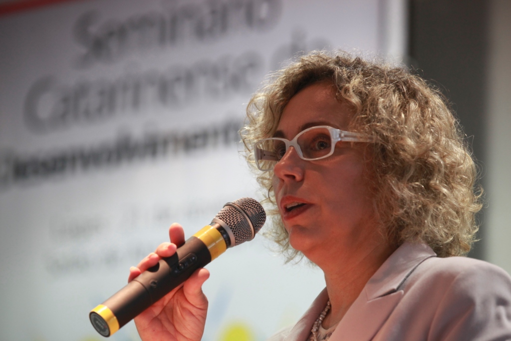 Seminário Catarinense de Desenvolvimento Social  Deputada Ana Paula Lima (PT)  Foto Carlos Kilian/Agencia AL