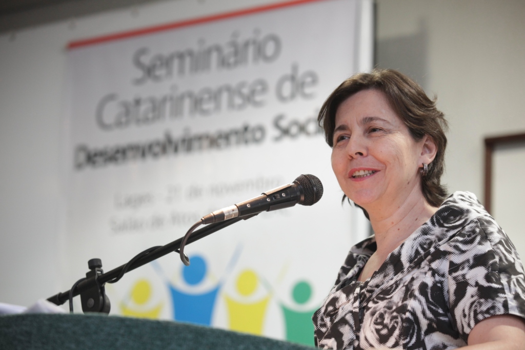 Seminário Catarinense  de Desnvolvimento Social   Palestra da Ministra Tereza Campello   Foto Carlos Kilian/Agencia AL