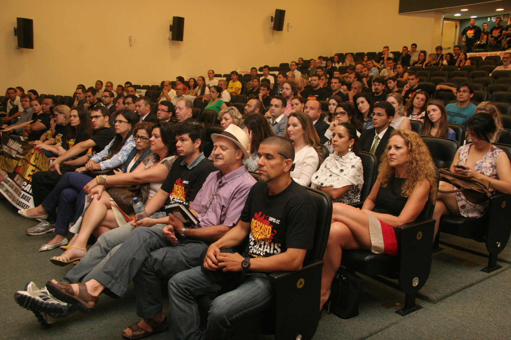 Audiência Pública - Debate sobre projetos de lei complementares da Polícia Civil e Militar. Foto: Eduardo Guedes de Oliveira/Agência AL.