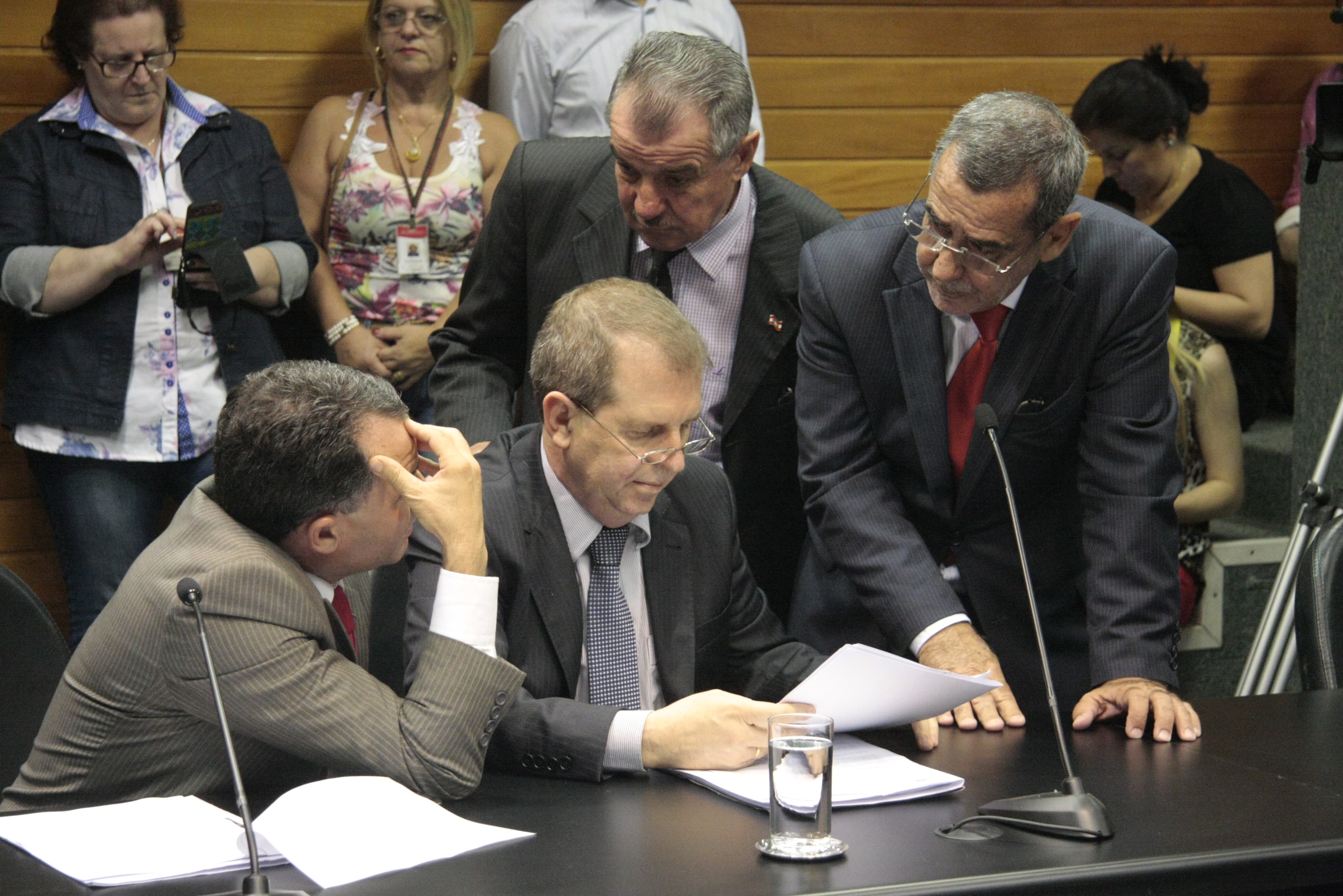 Reunião da Comissão de Constituição e Justiça. Foto: Fábio Queiroz / Agência AL