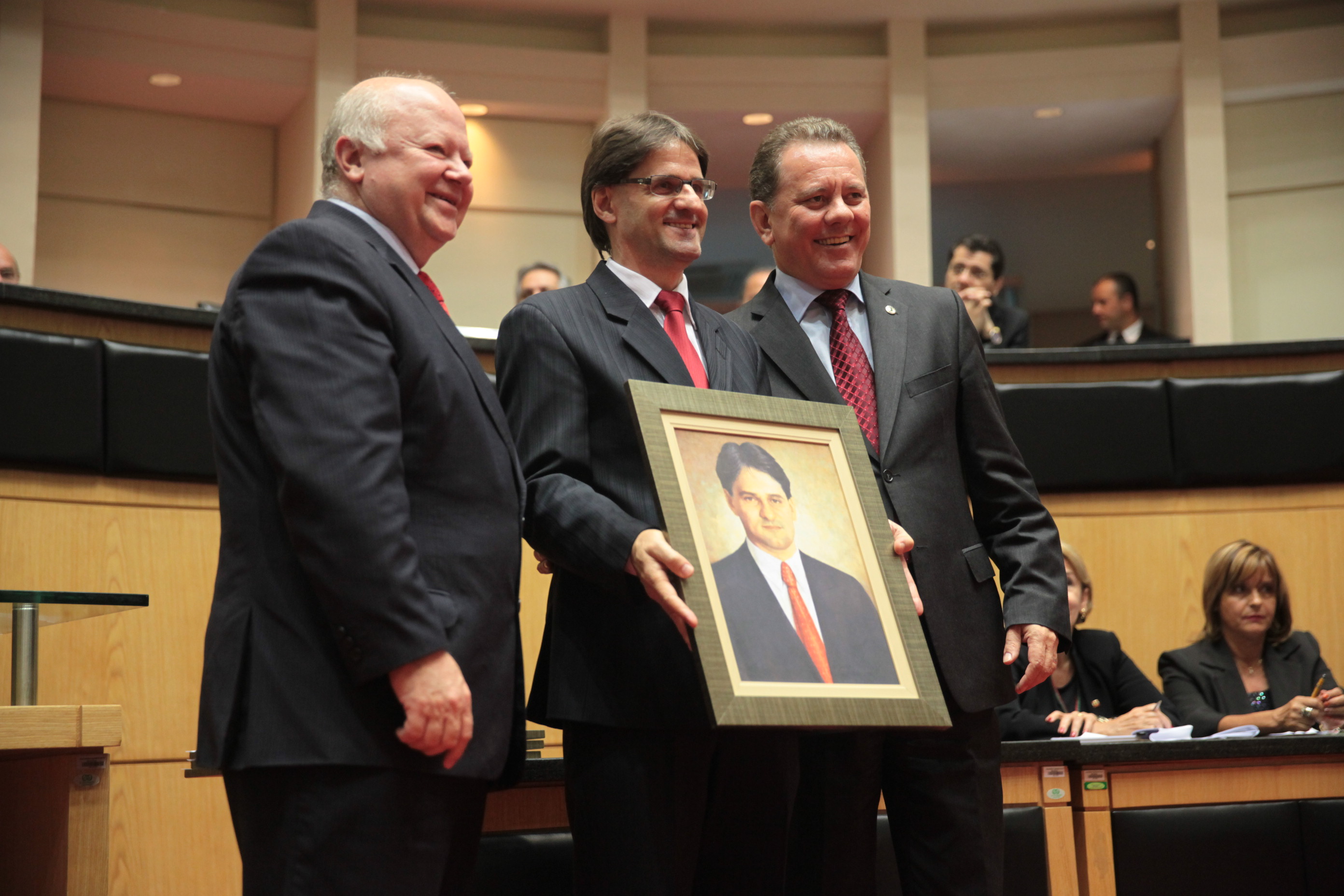 Deputado NEODI SARETTA recebe homenagem como Presidente na 13ª Legislatura – 1998