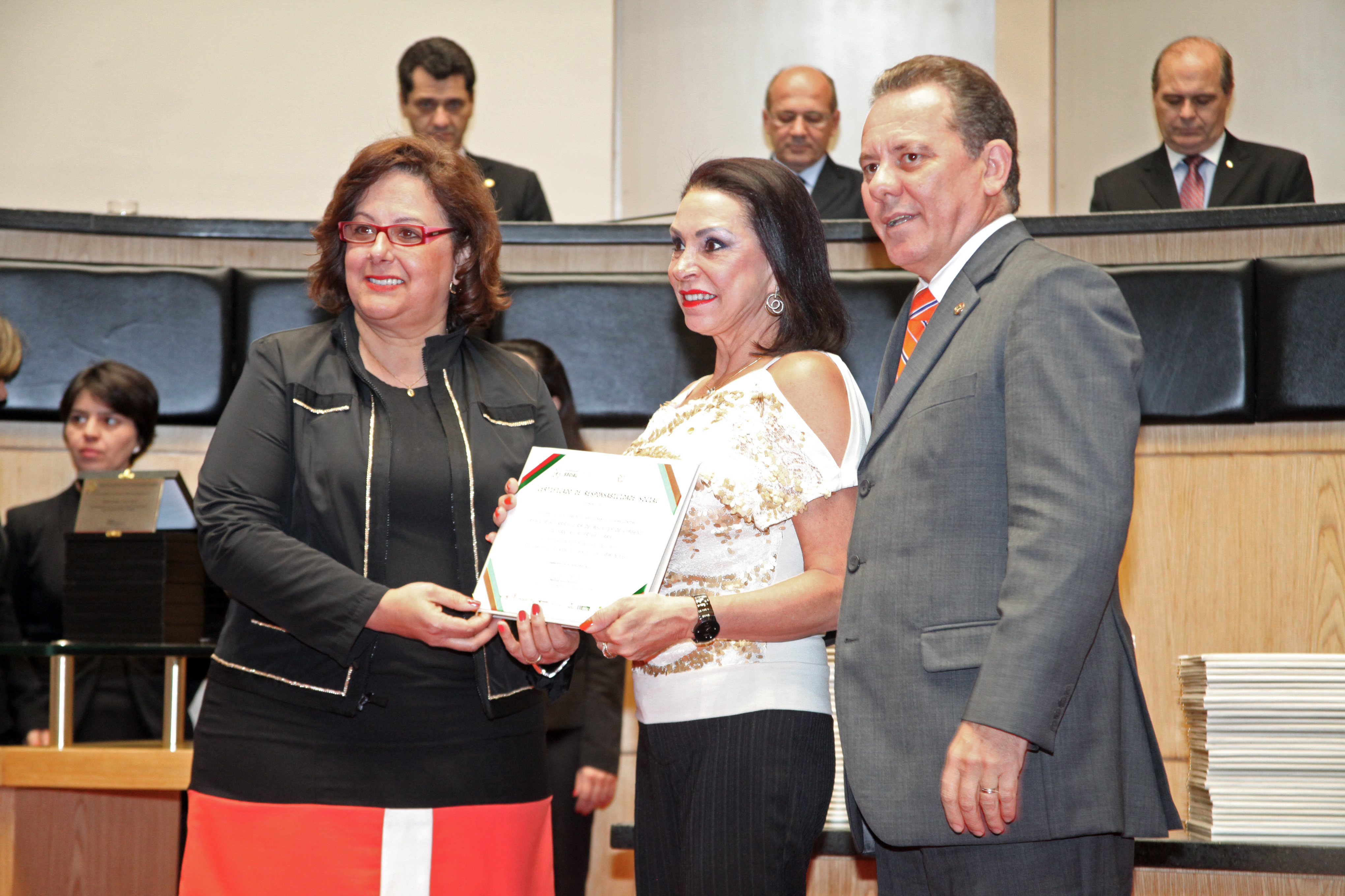Entrega do Certificado de Responsabilidade Social e Troféu Responsabilidade Social. Foto: Fábio Queiroz / Agência AL