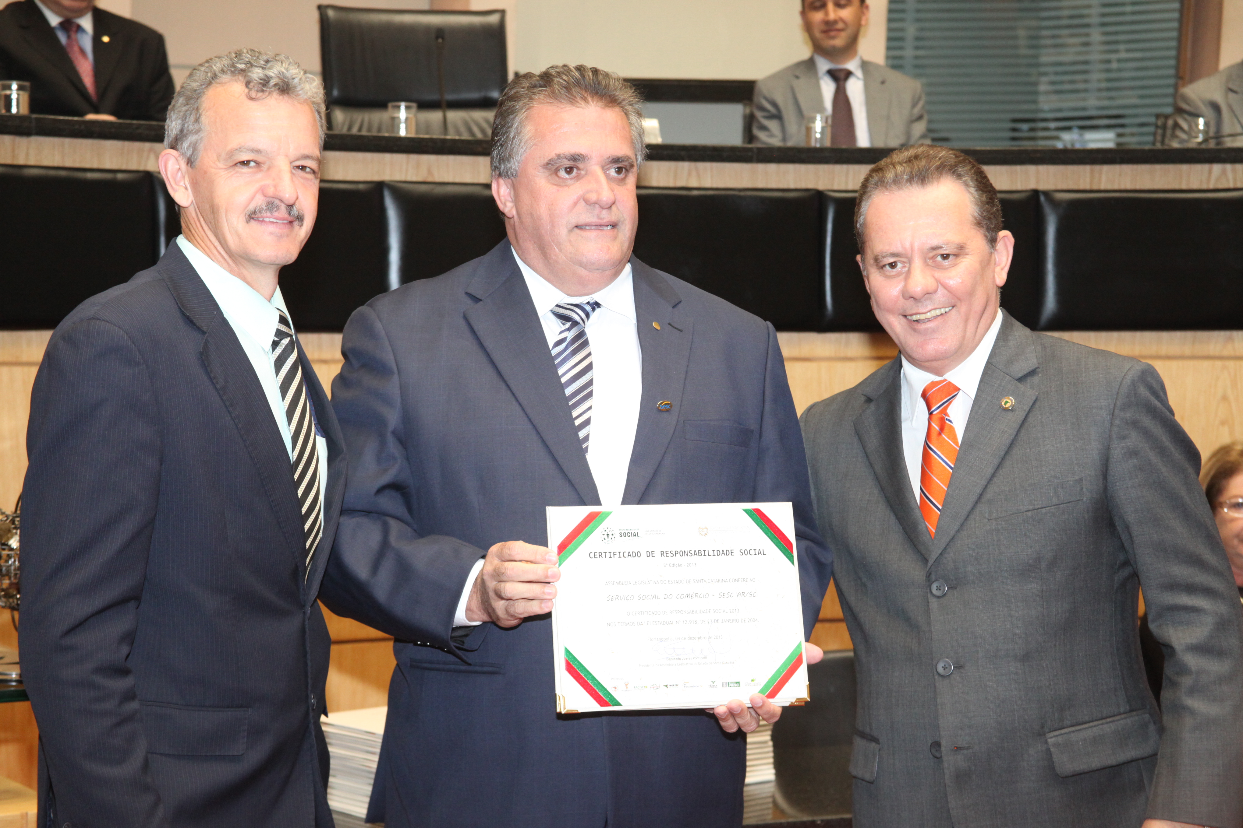 Entrega do Certificado de Responsabilidade Social e Troféu Responsabilidade Social. Foto: Fábio Queiroz / Agência AL