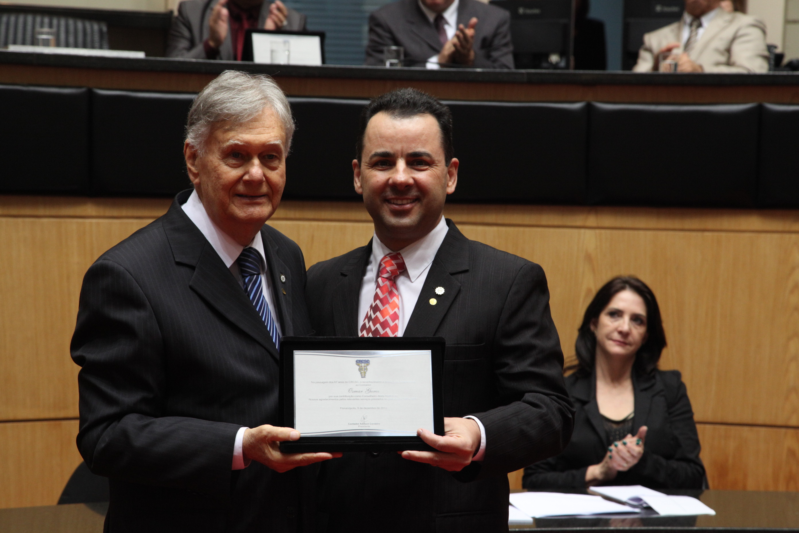 Homenagem aos 67 Anos do Conselho Regional de Contabilidade de SC - Marcelo da Silva (E).