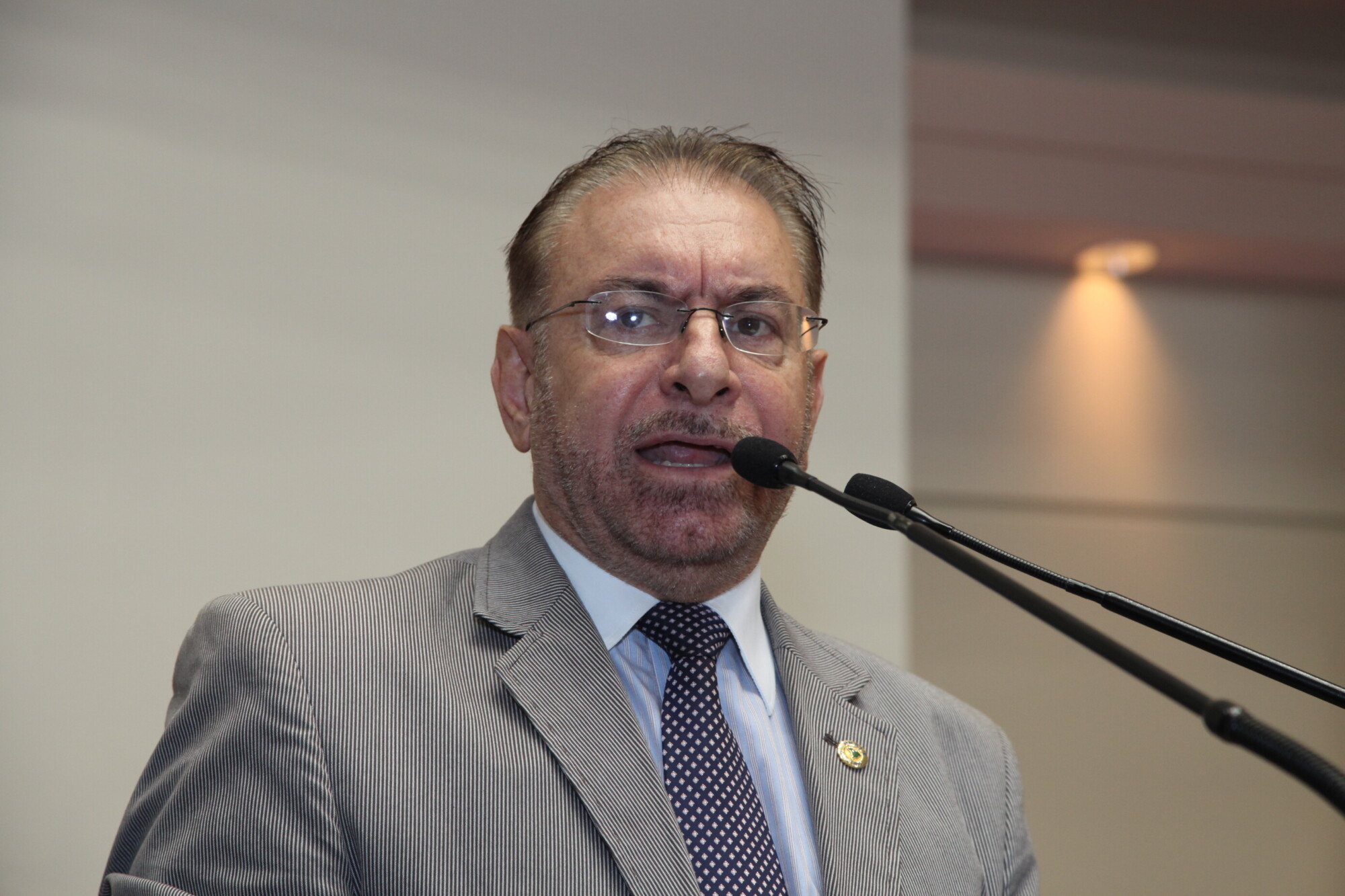 Subcomissão discute uso de suplementos e anabolizantes em academias
