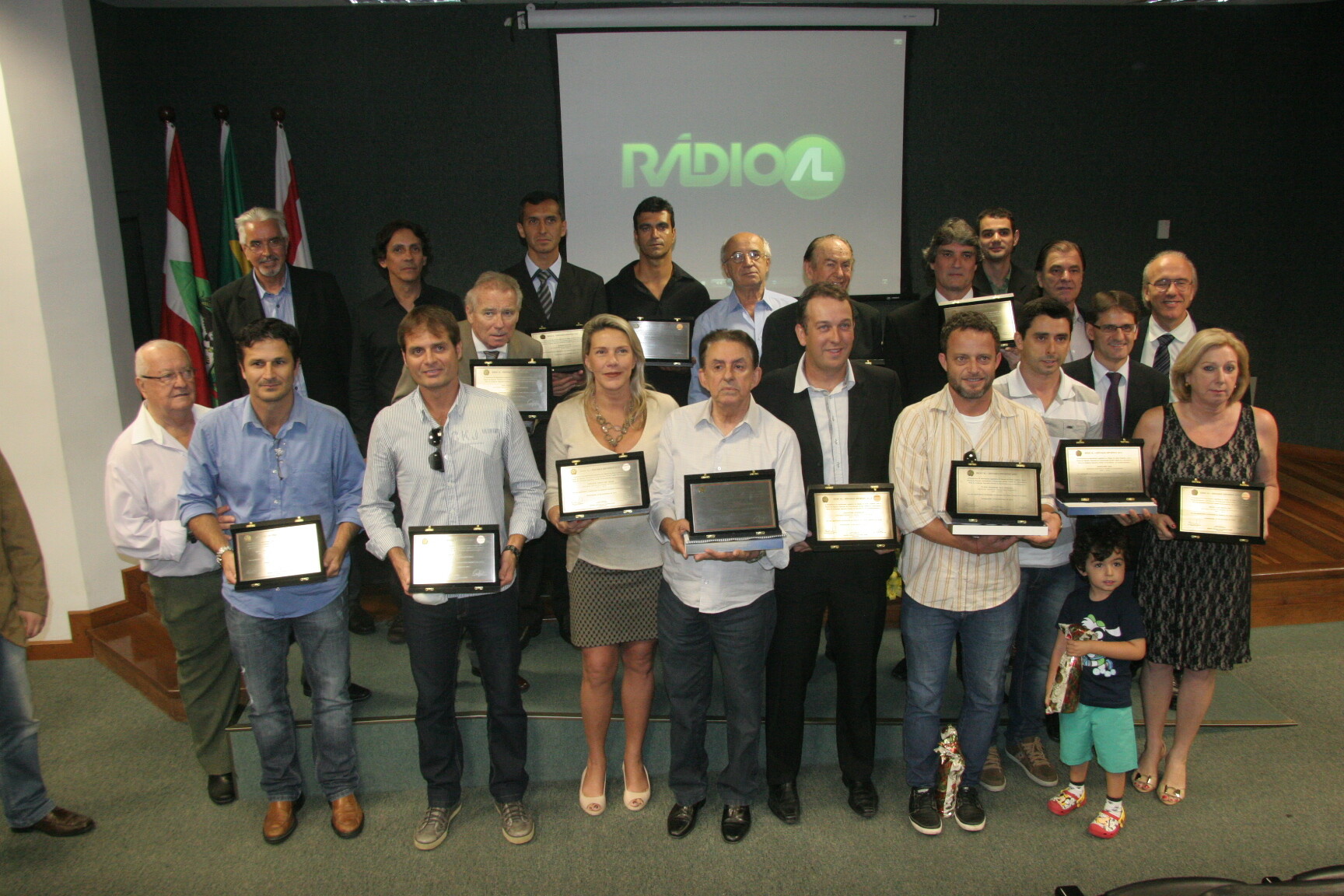 ALESC realiza prêmio Destaque Esportivo 2013 – Padrão de Excelência