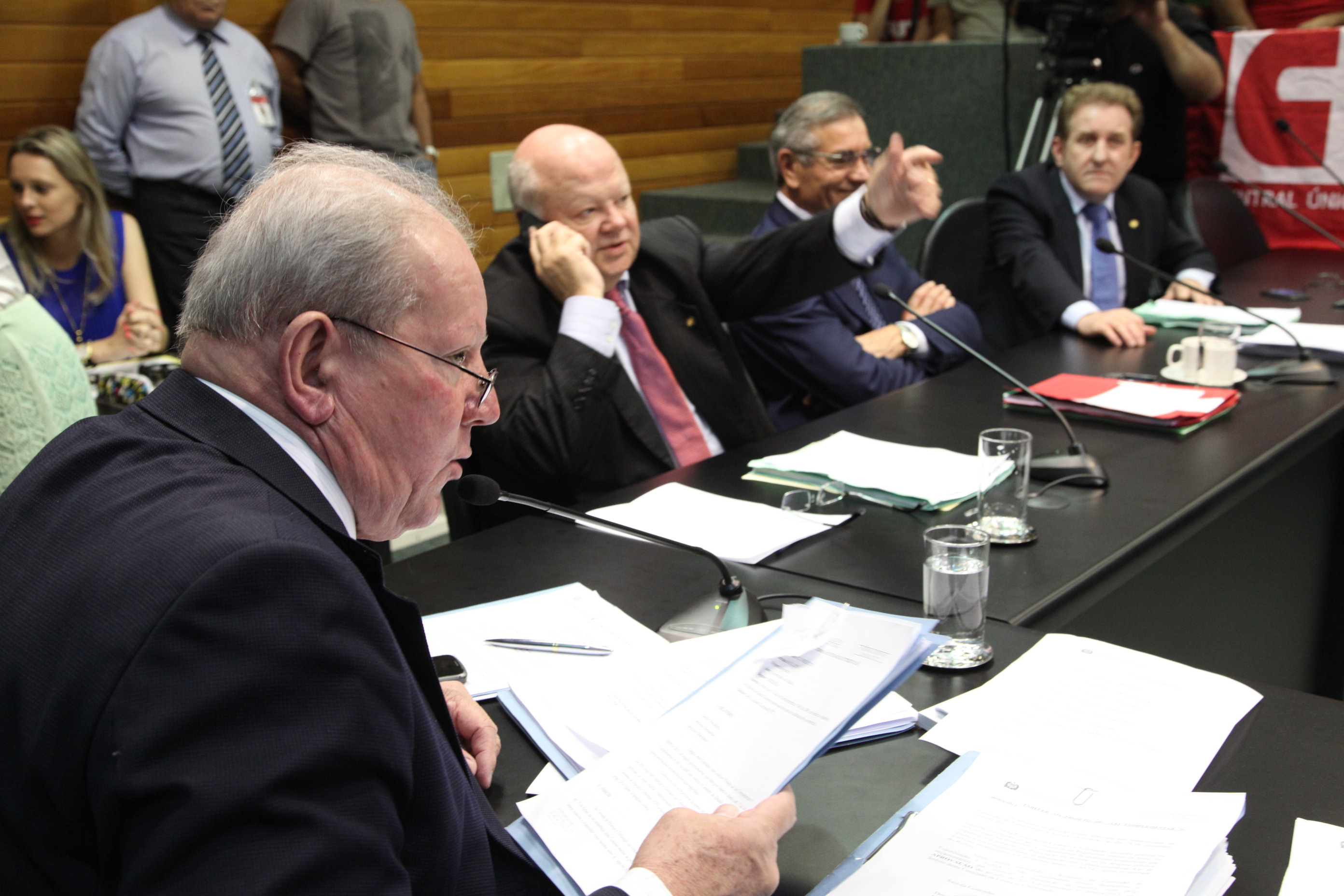 Reunião Comjunta das Comissôes do Trabalho e de Finanças - Foto: Solon Soares