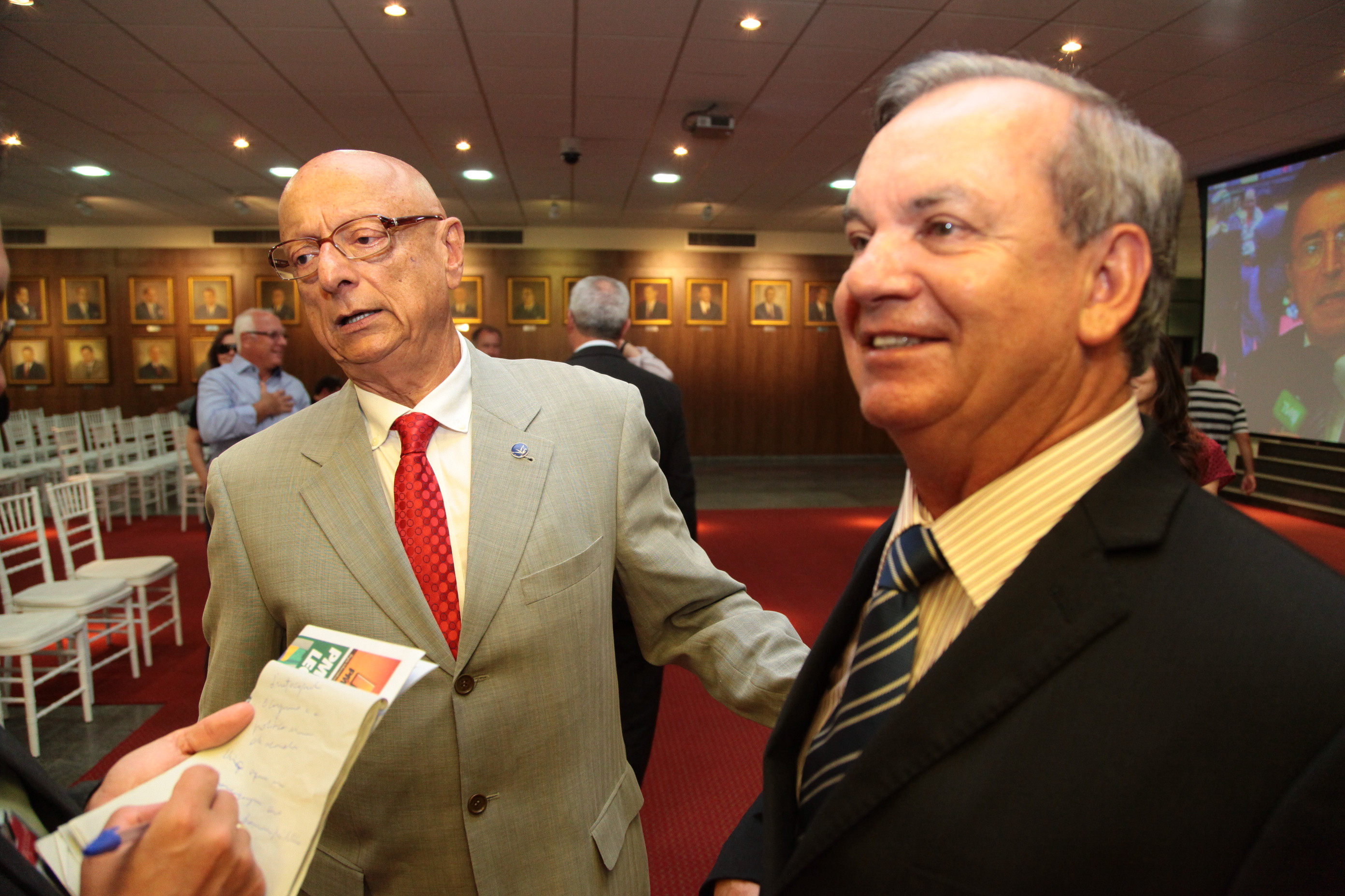 Autoridades presente na Posse do Novo Presidente da ALESC. Fotos: Miriam Zomer/ Agência AL