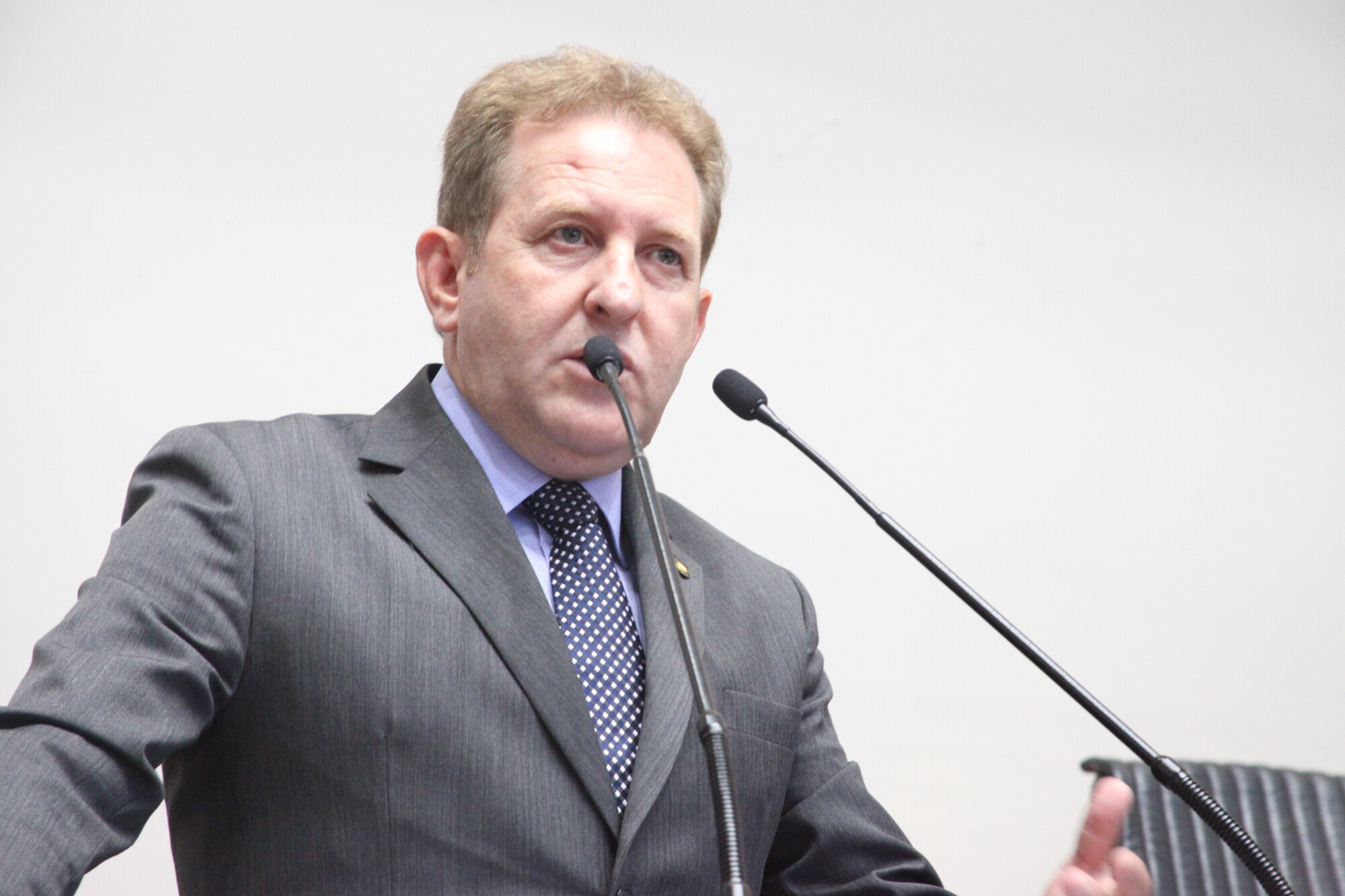 Comin defende o uso do carvão mineralcomo fonte de energia elétrica