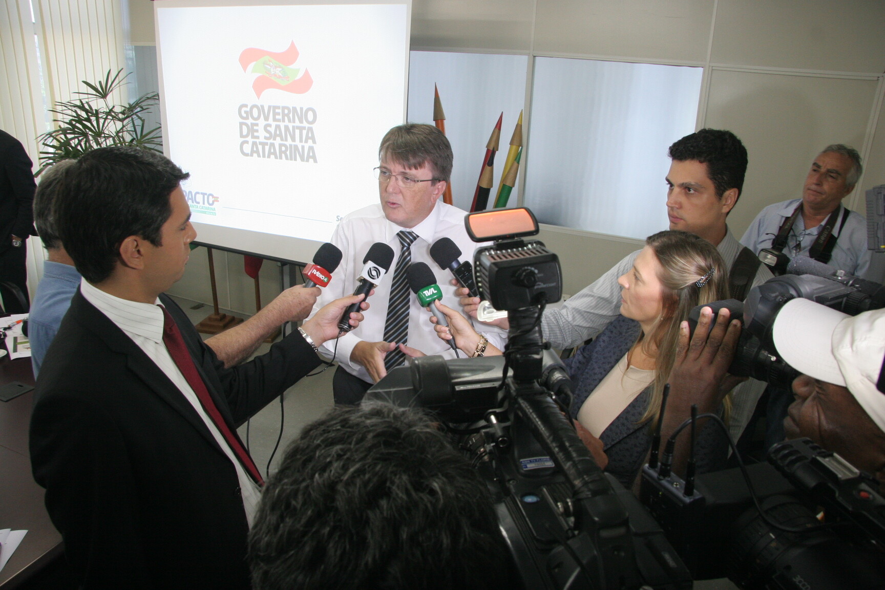 Prolongada onda de calor adia início das aulas na rede estadual