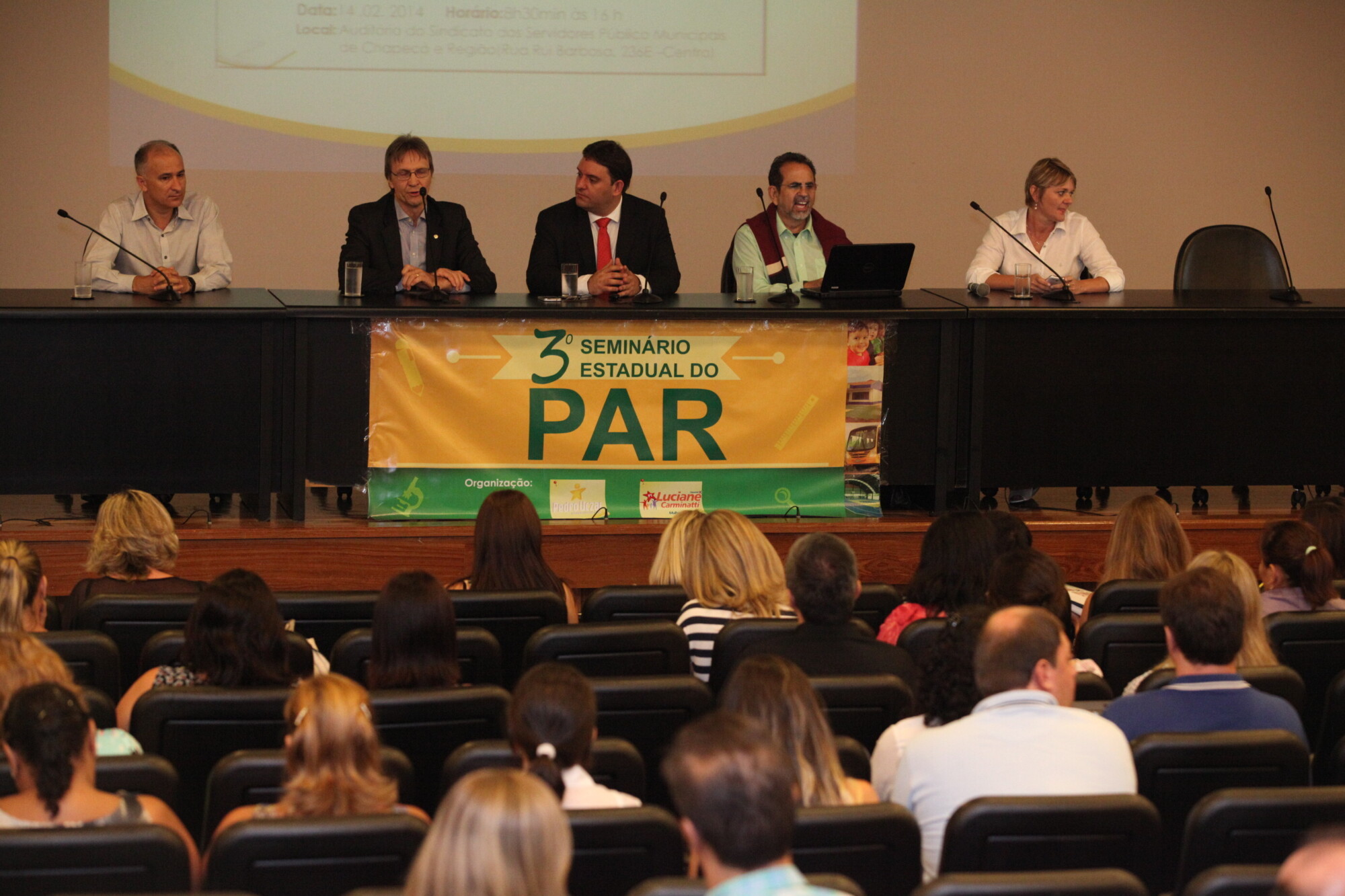 Seminário debate acesso dos municípios aos programas federais em educação
