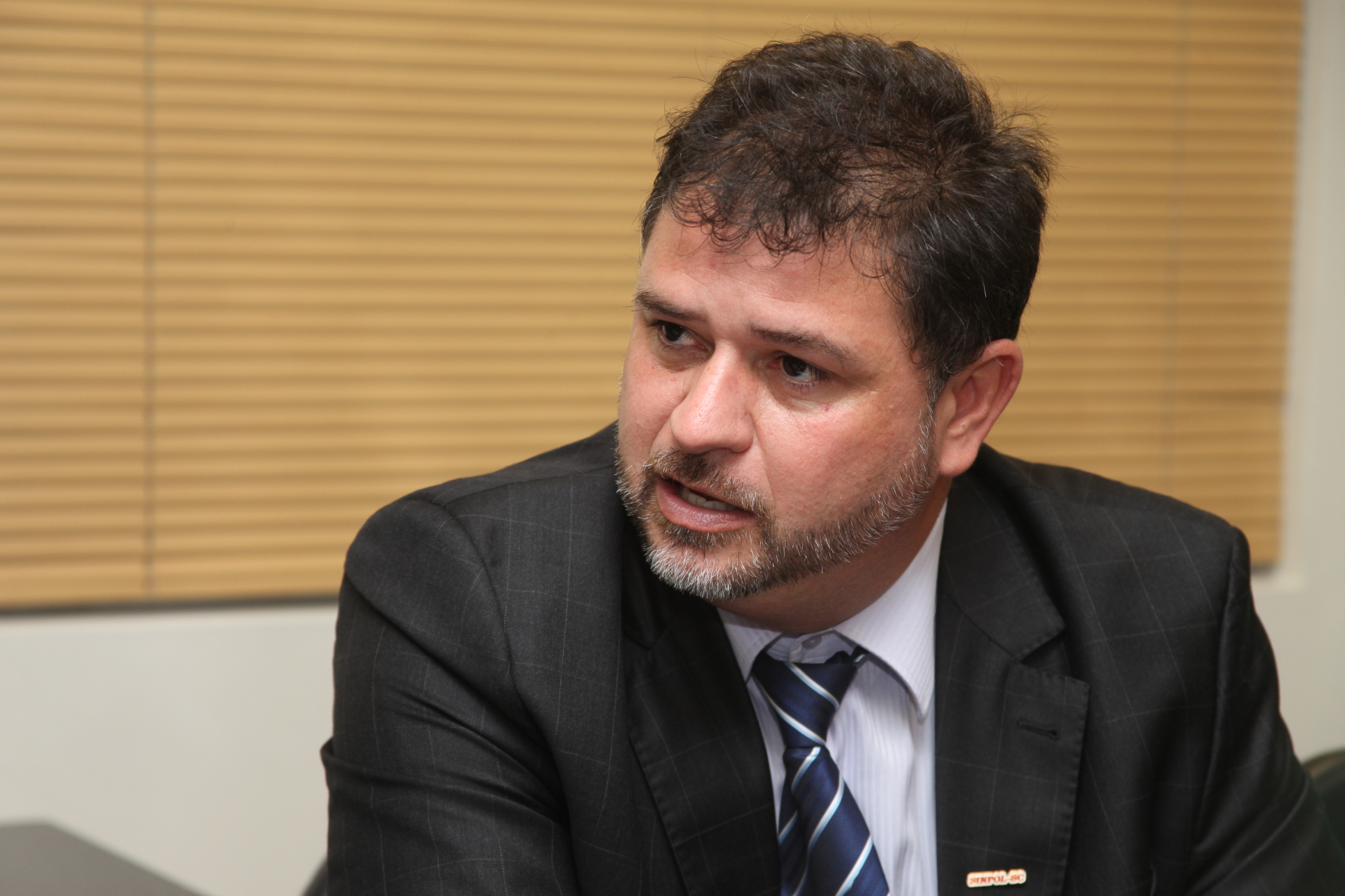 Juliano Primo Pedrini - vice-presidente do Sindicato dos Policiais Civis de Santa Catarina. Foto: Fábio Queiroz / Agência AL