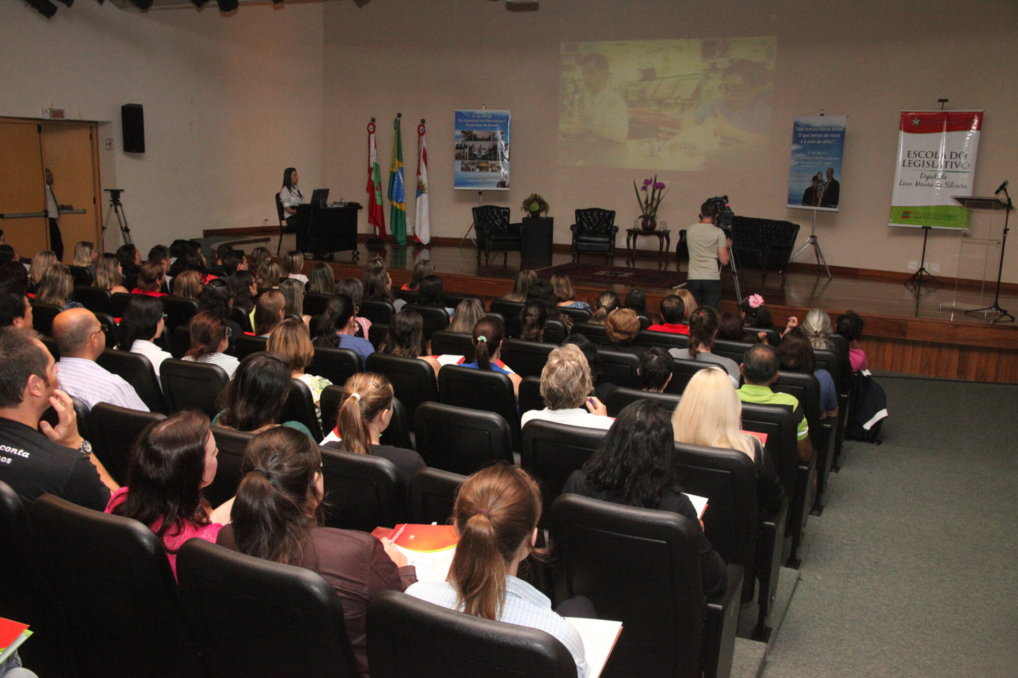 Assembleia promove seminário sobre síndrome de down