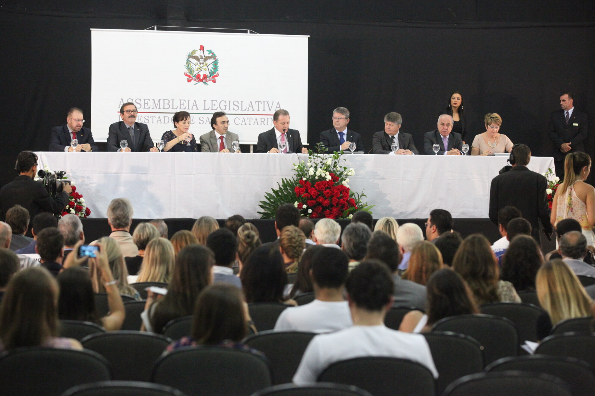 Assembleia comemora 50 anos da Univali com sessão solene em Itajaí