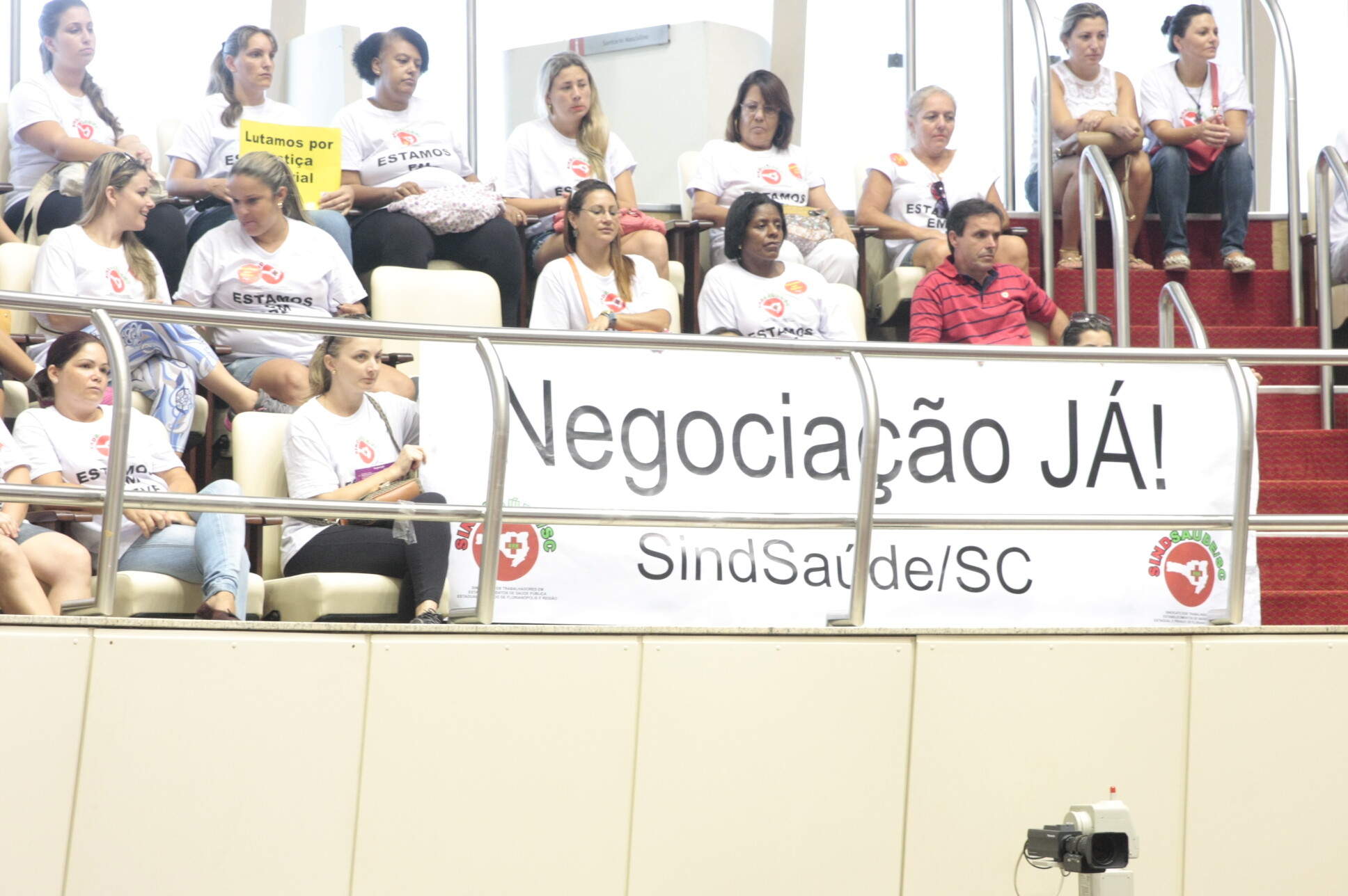 MPs concedem reajustes a servidores da saúde e do magistério estadual
