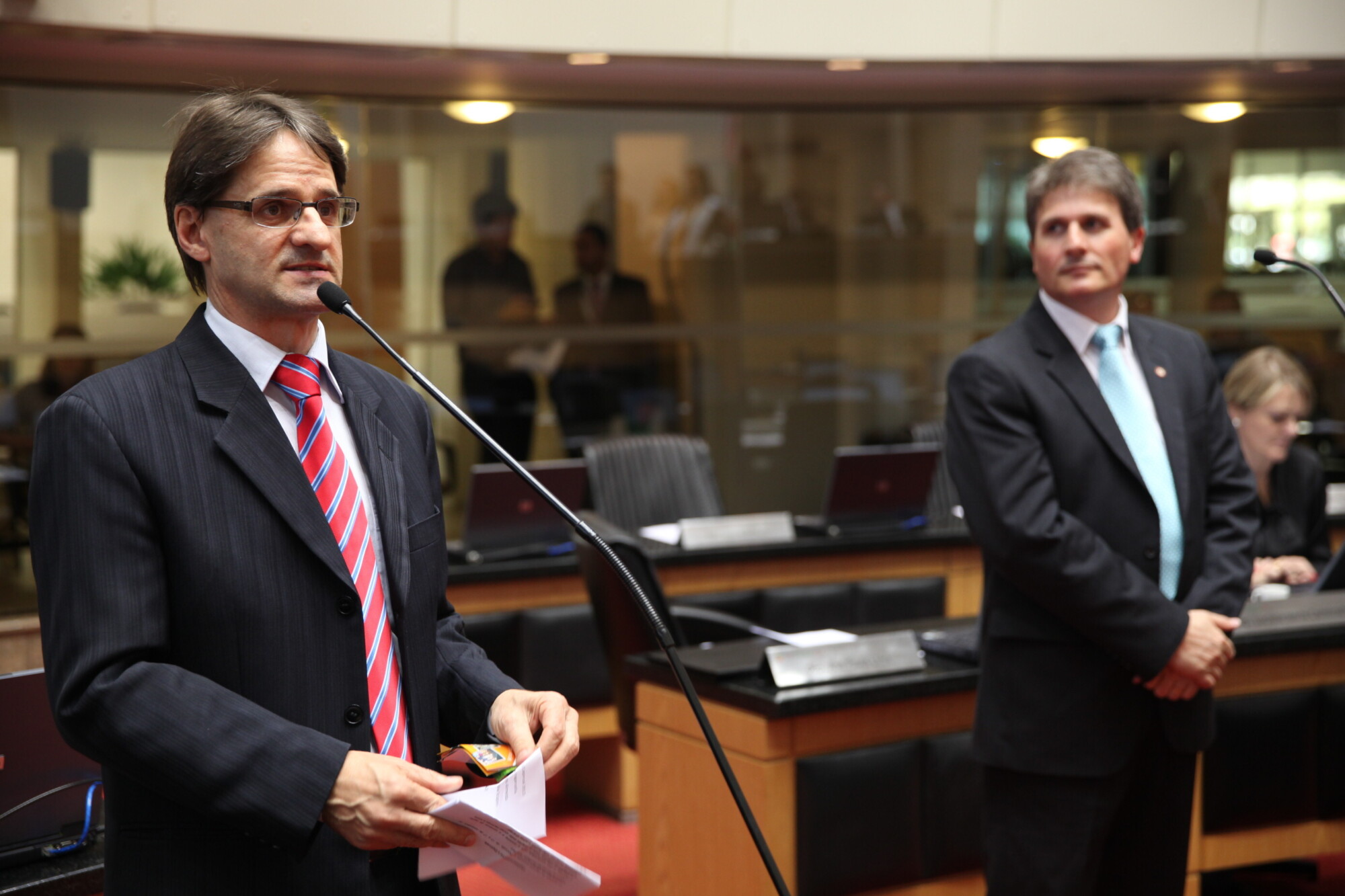 Deputado fala sobre os direitos da mulher