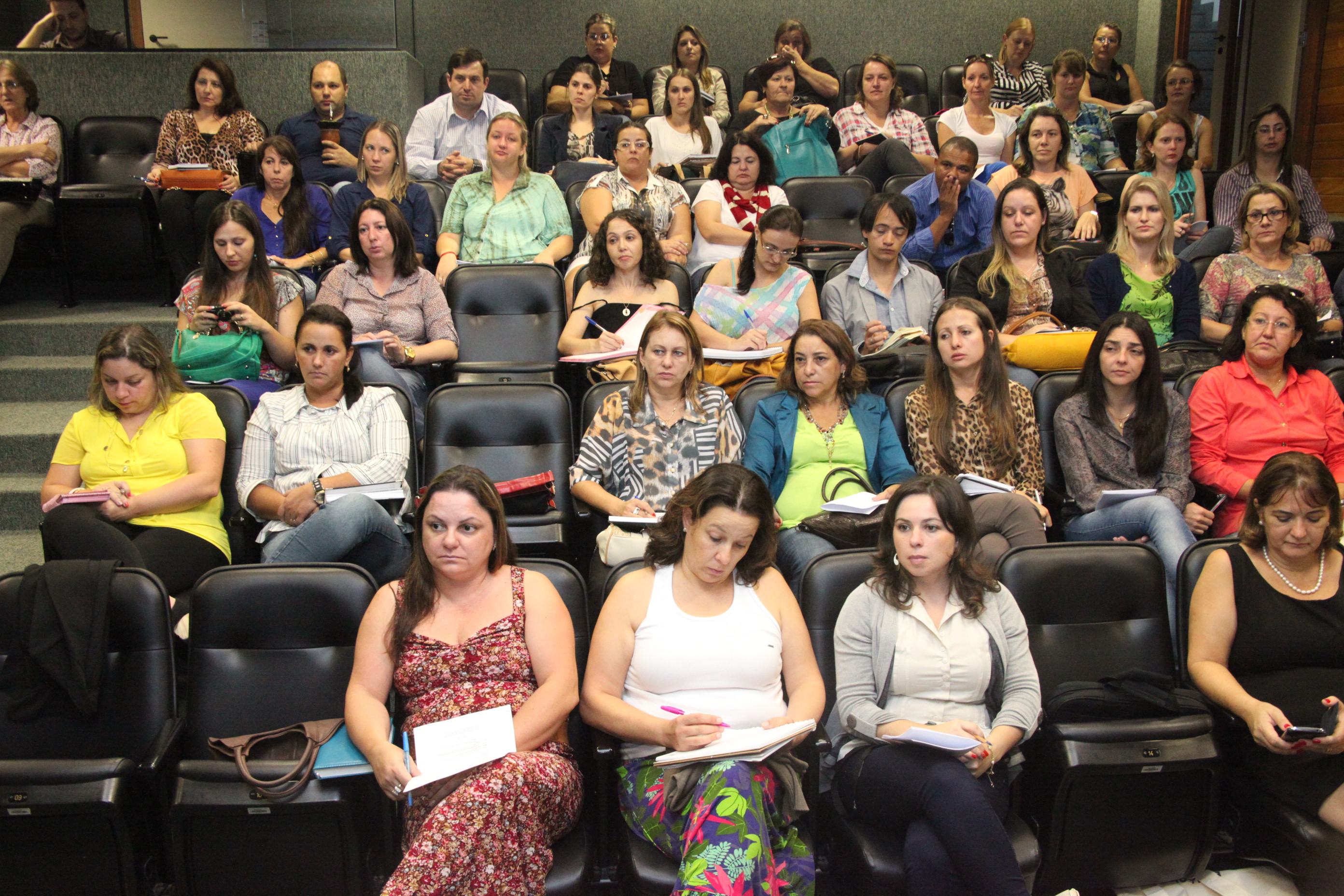 Seminário de operacionalização do instrumental técnico dos assistentes sociais das APAEs de Santa Catarina. Foto: Fábio Queiroz / Agência AL