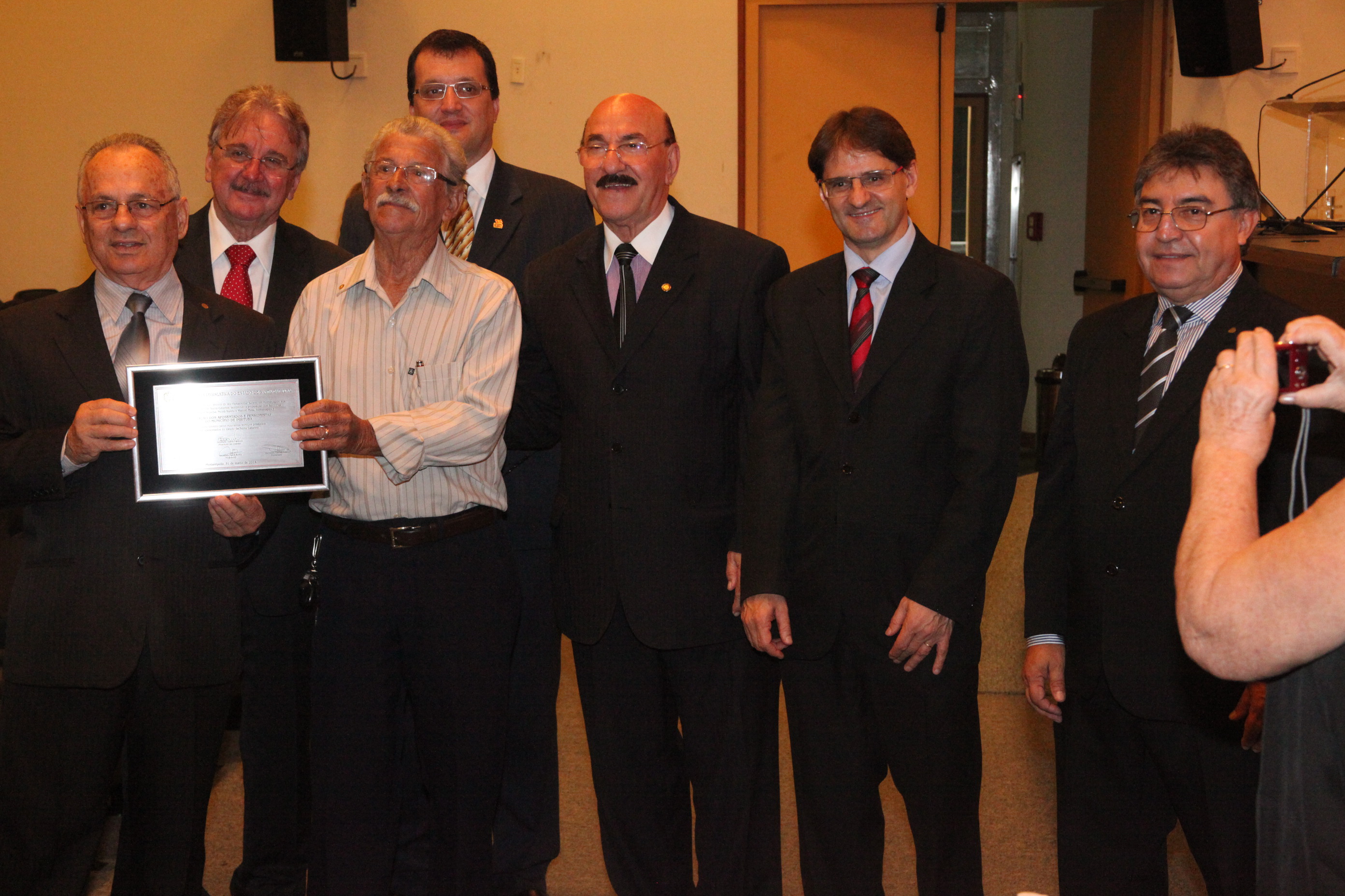 Ato Parlamentar Solene em homenagem aos Aposentados do Estado de Santa Catarina. Foto: Fábio Queiroz / Agência AL