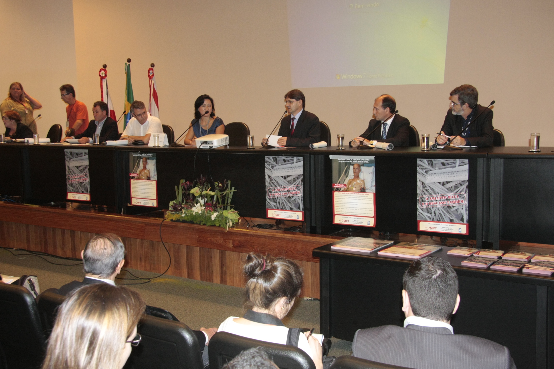 Audiência Pública da Procuradoria Regional do Trabalho da 12ª Região sobre as obrigações legais decorrentes da comercialização de amianto