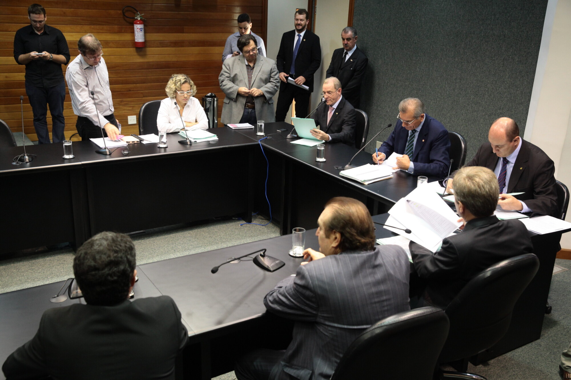 Comissão de Constituição e Justiça também tratou de projetos sobre Libras e ISSQN. FOTO: Miriam Zomer/Agência AL