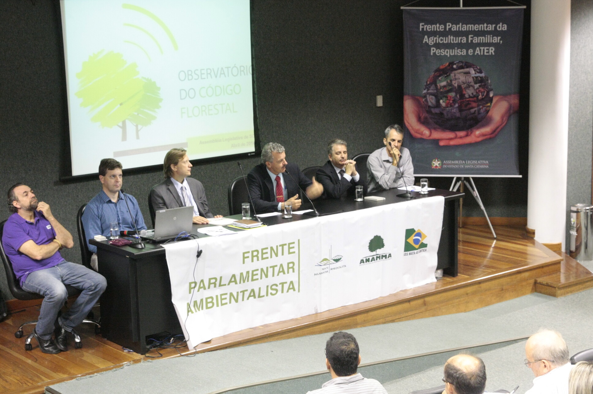 Seminário discute entraves para a implantação do novo código florestal