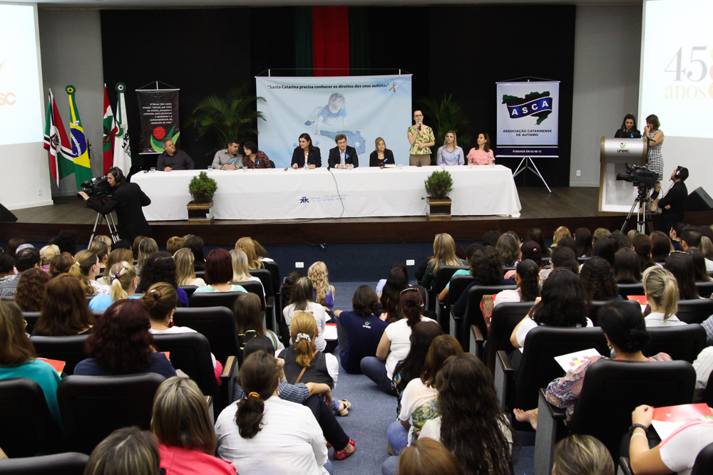Seminário Descentralizado de Estudo e Conscientização sobre o Autismo