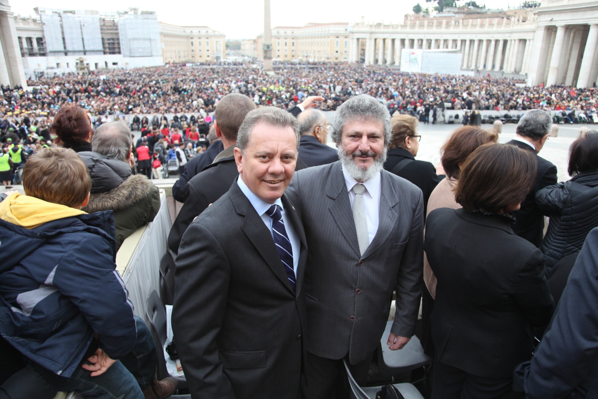 Ponticelli viaja à Argentina e Padre Pedro assume presidência