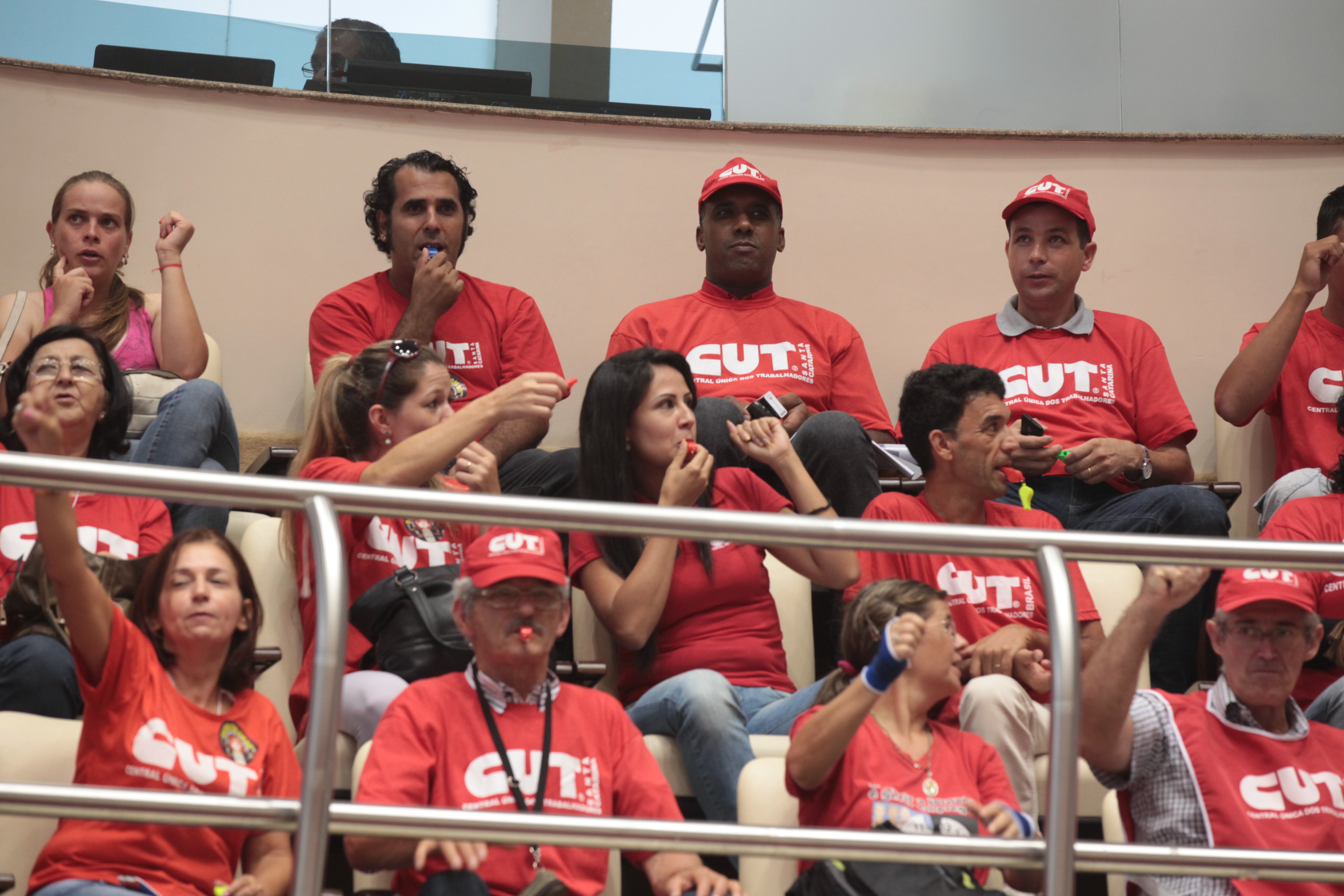 Sessão Ordinária - Plenário Osni Regis. Foto: Carlos Kilian / Agência AL