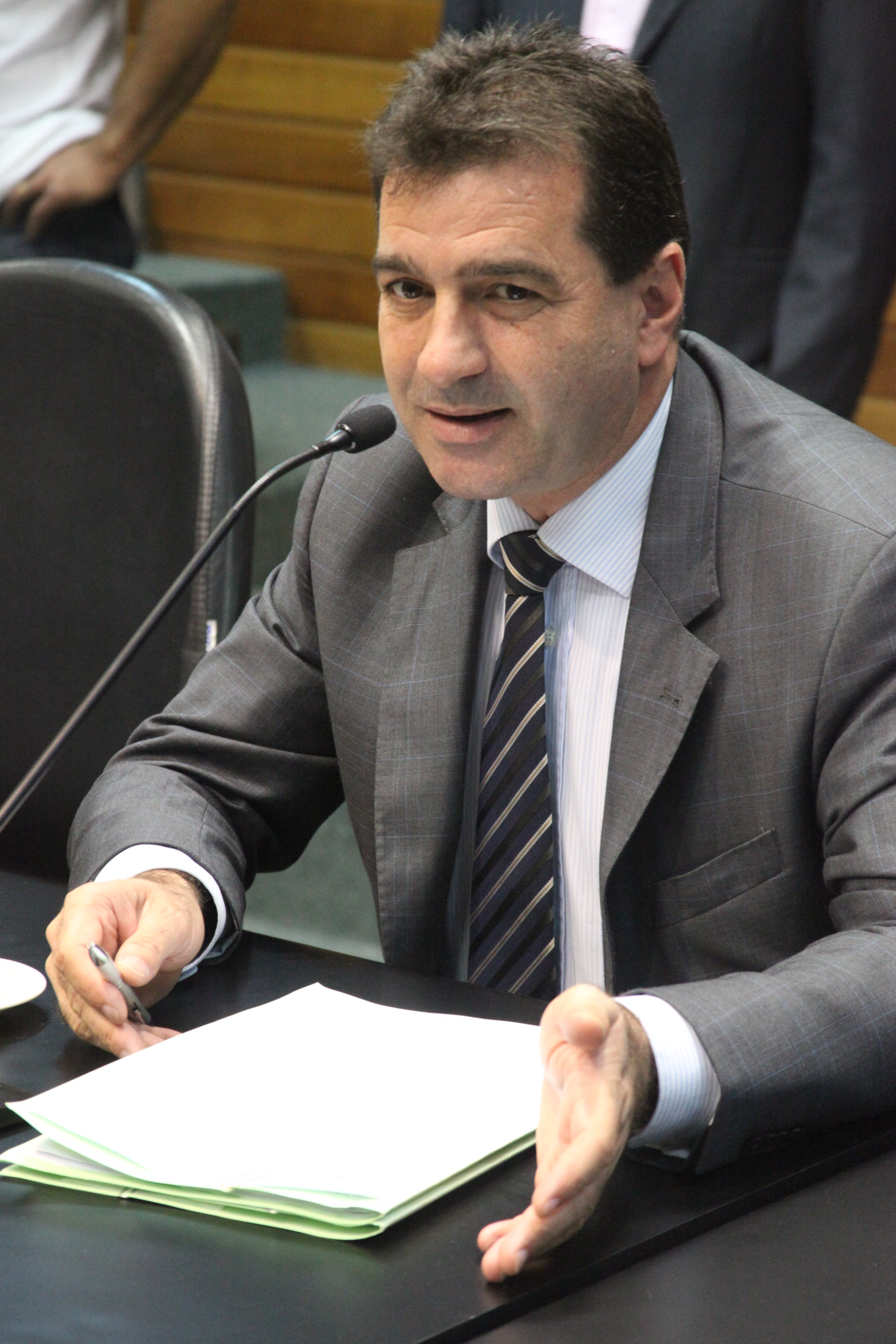 Deputado Valdir Cobalchini (PMDB). Reunião da Comissão de Constituição e Justiça. Foto: Fábio Queiroz / Agência AL