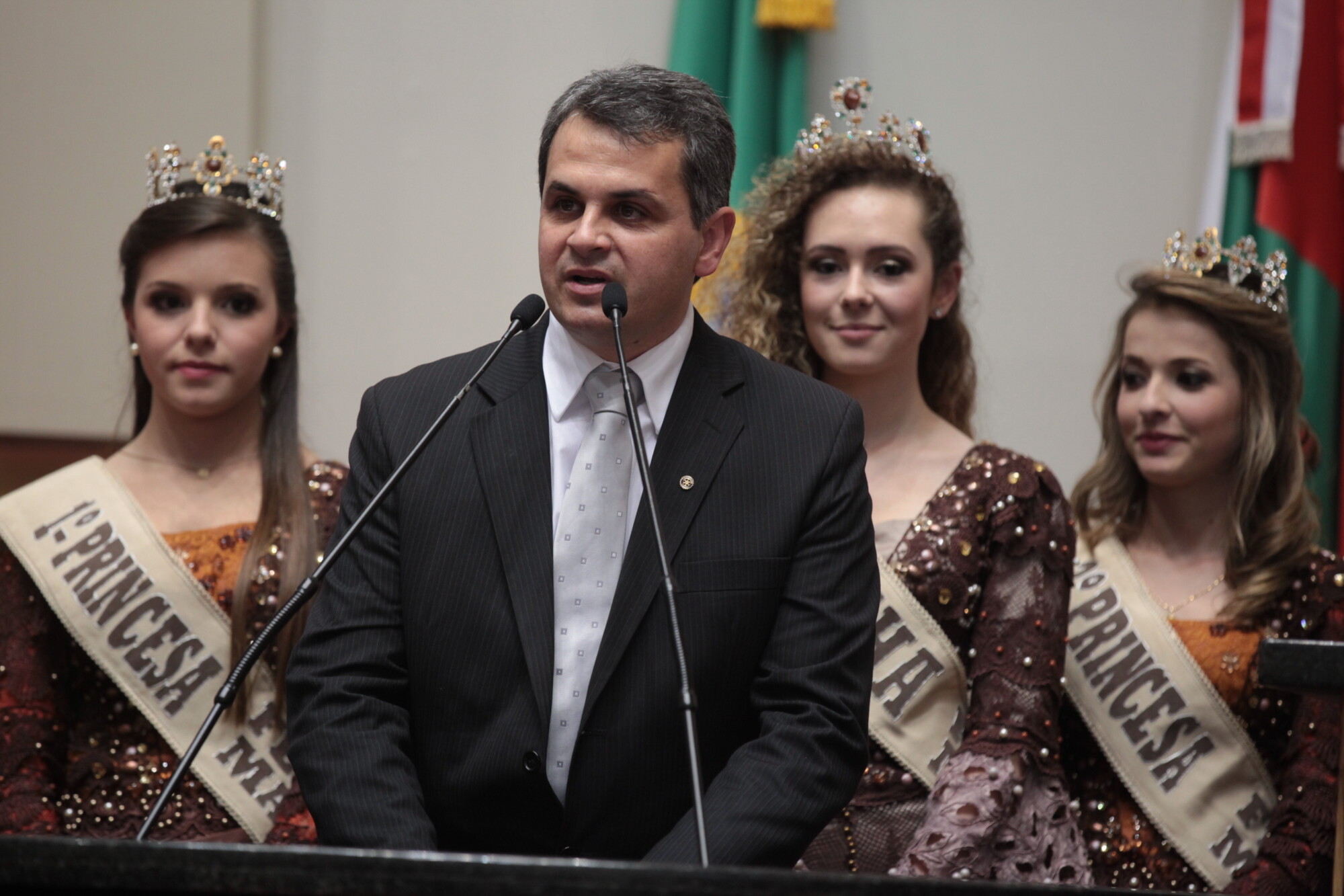 Otacílio Costa promove a Festa da Madeira no mês de maio