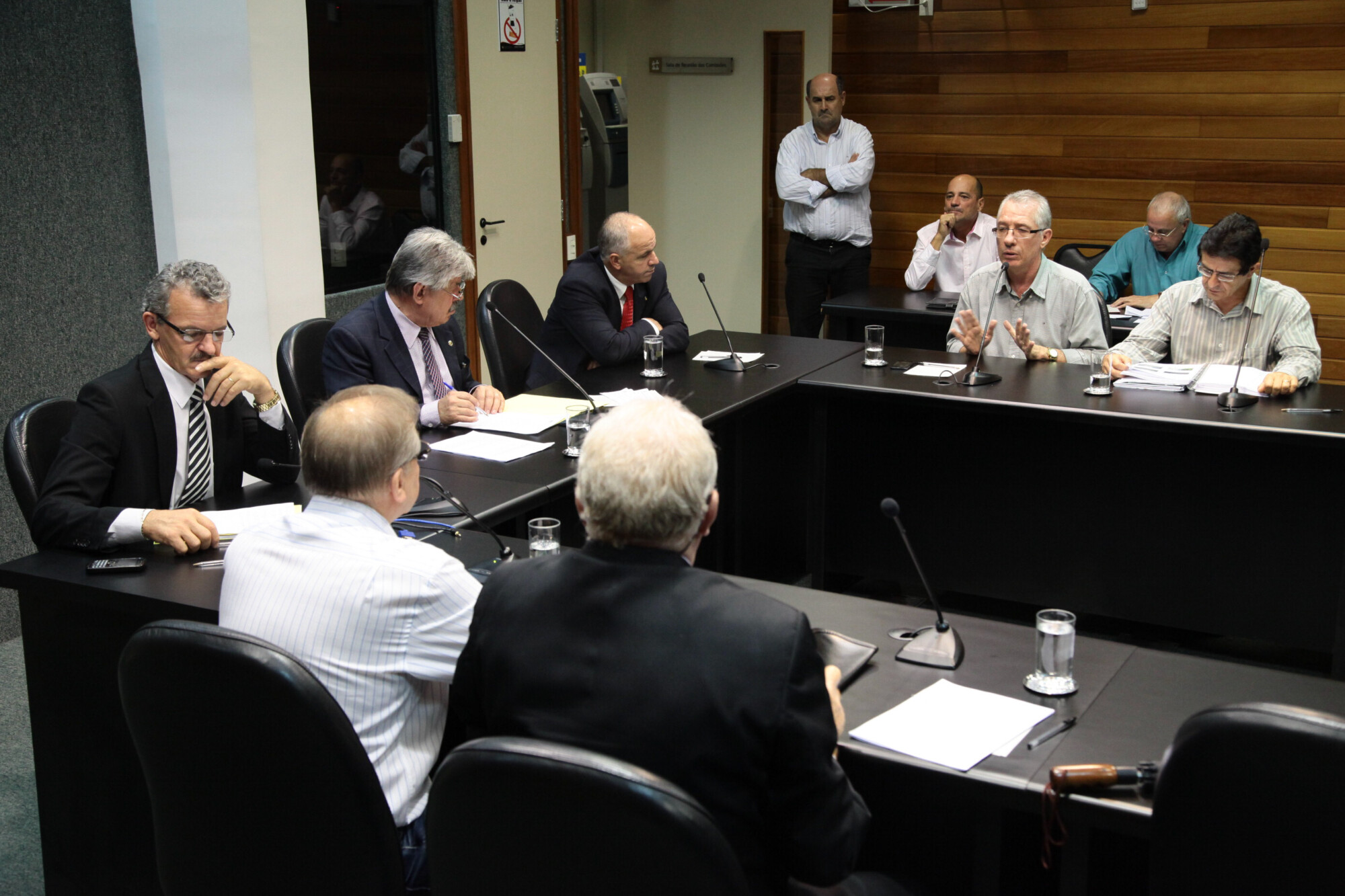 Comissão avalia soluções para construções na faixa domínio na BR 280
