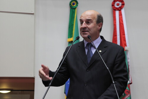 Deputado Zé Milton pede início das obras de pavimentação asfáltica da SC-442
