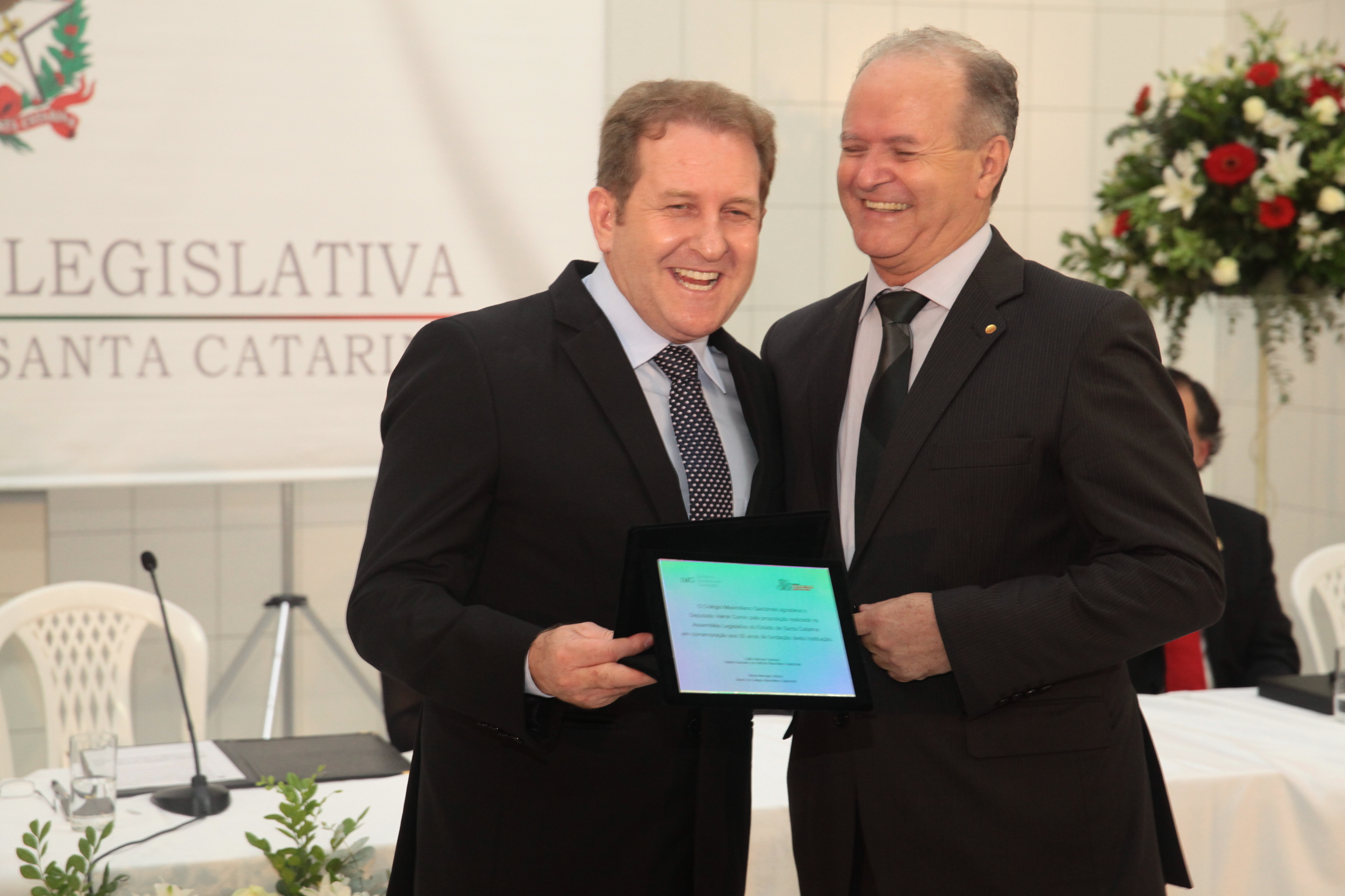 Sessão Solene em homenagem ao Colégio Maximiliano Gaidzinski em Cocal do Sul. Foto: Miriam Zomer/Agência AL