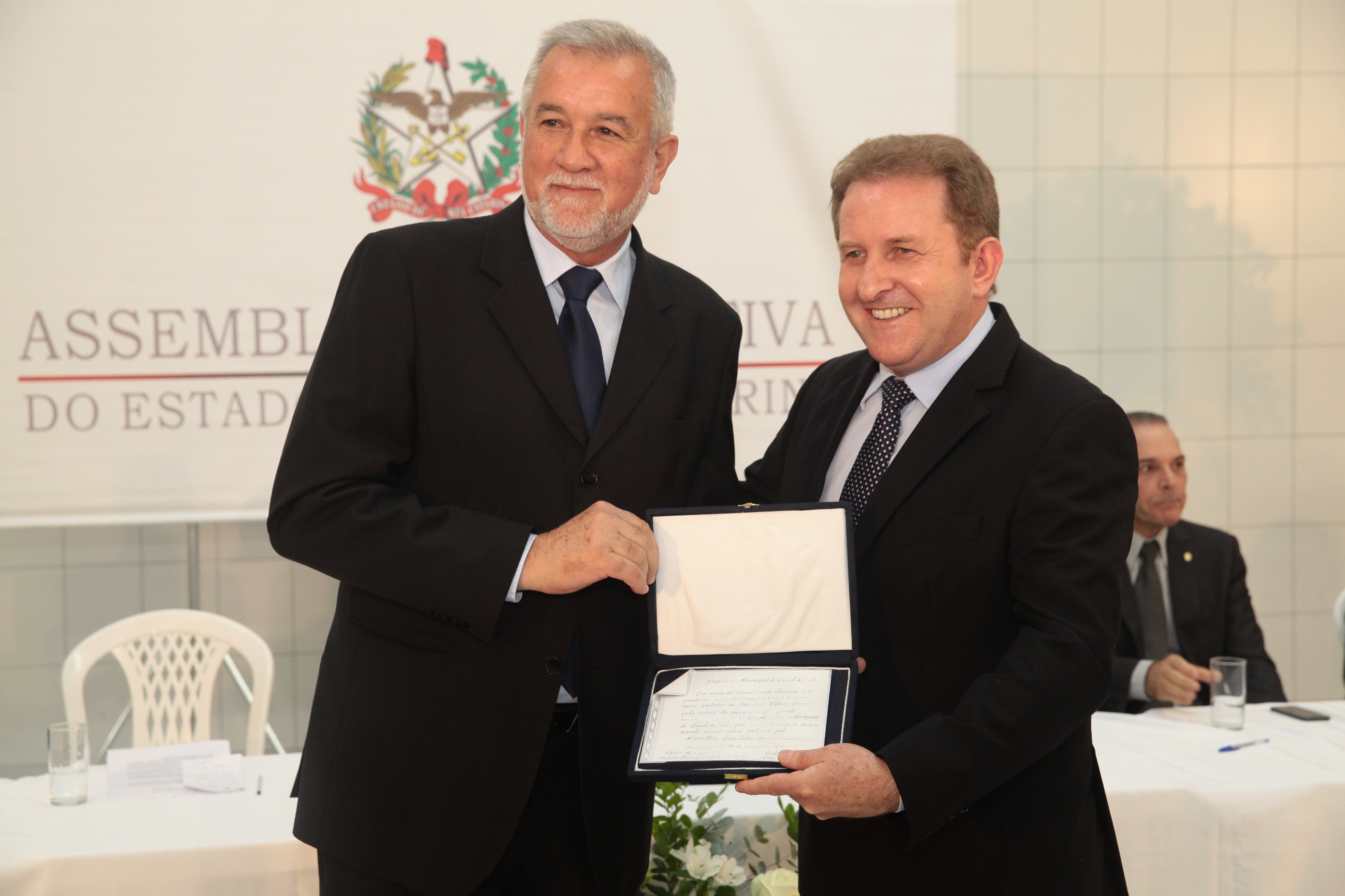 Sessão Solene em homenagem ao Colégio Maximiliano Gaidzinski em Cocal do Sul. Foto: Miriam Zomer/Agência AL