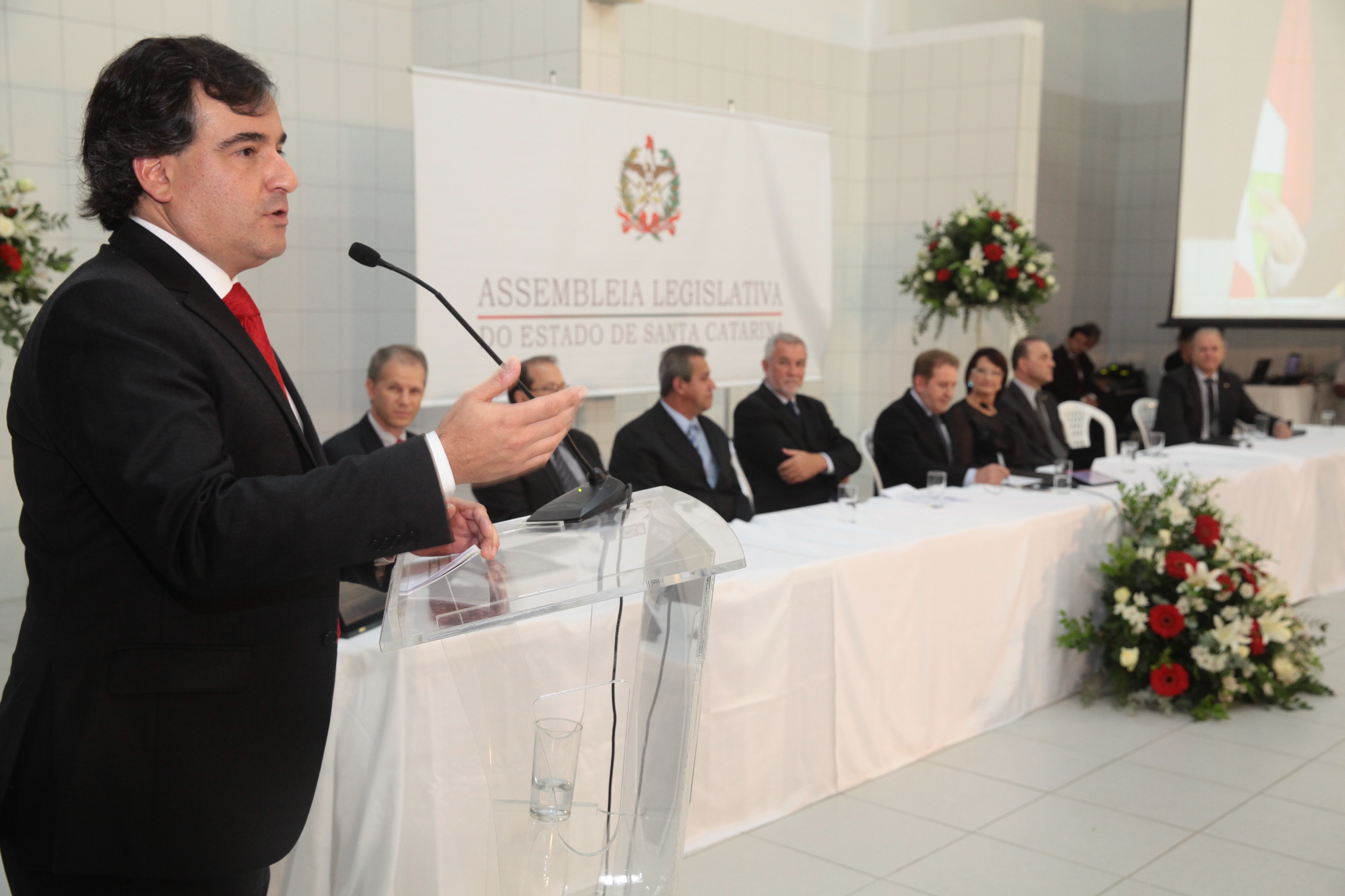 Sessão Solene em homenagem ao Colégio Maximiliano Gaidzinski em Cocal do Sul. Foto: Miriam Zomer/Agência AL