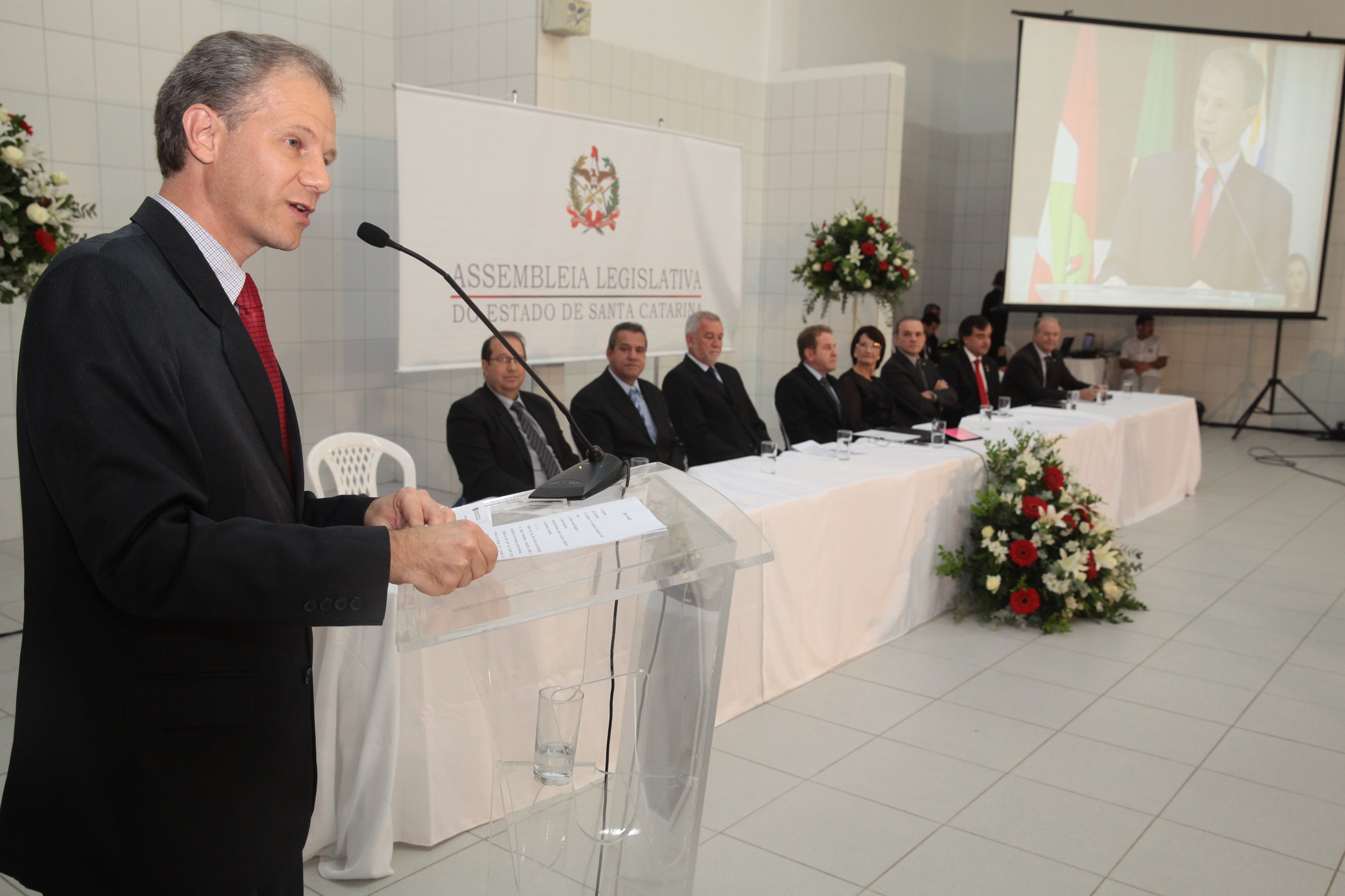 Sessão Solene em homenagem ao Colégio Maximiliano Gaidzinski em Cocal do Sul. Foto: Miriam Zomer/Agência AL
