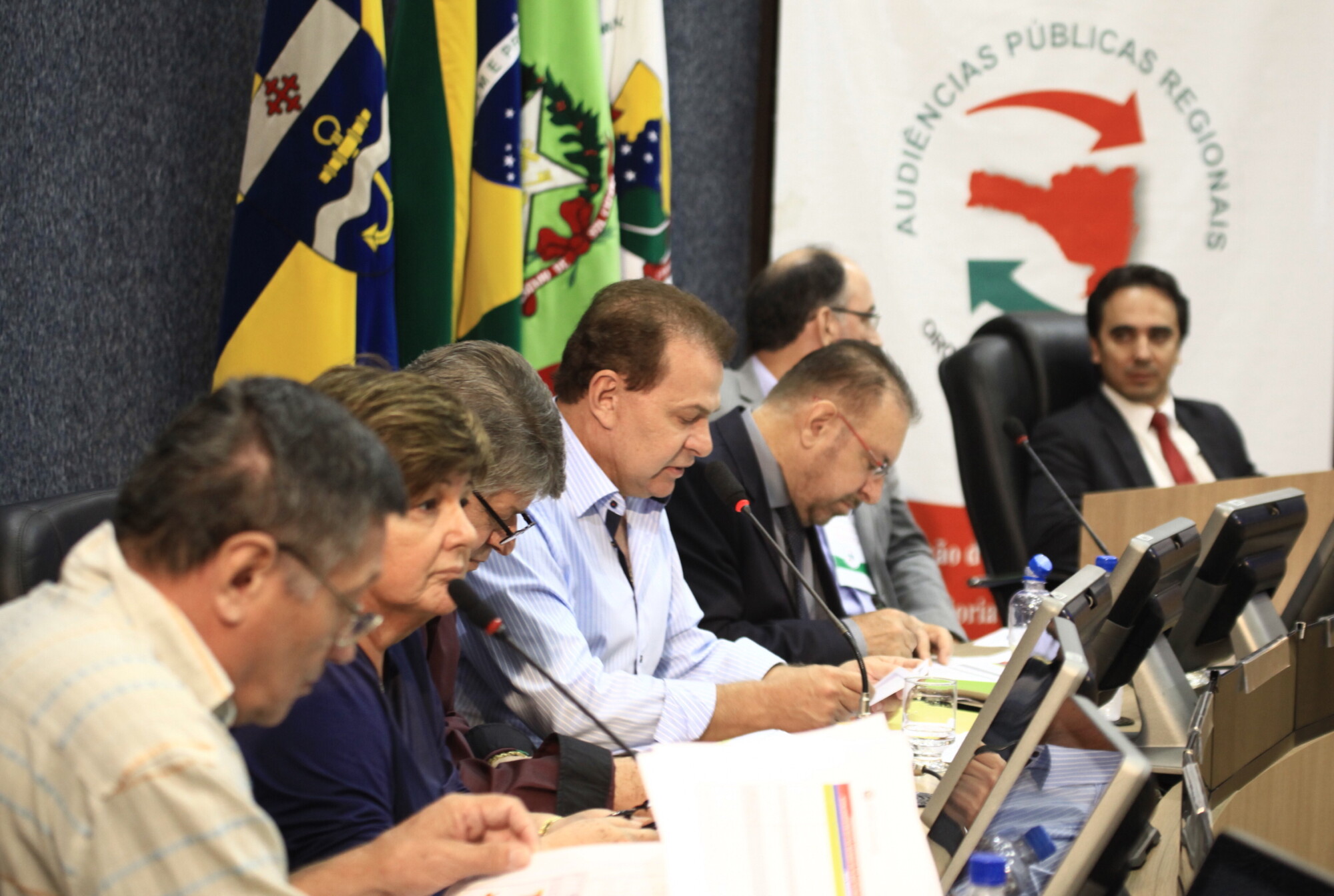 Orçamento: Itajaí pede investimentos em hospitais; Brusque prioriza estradas