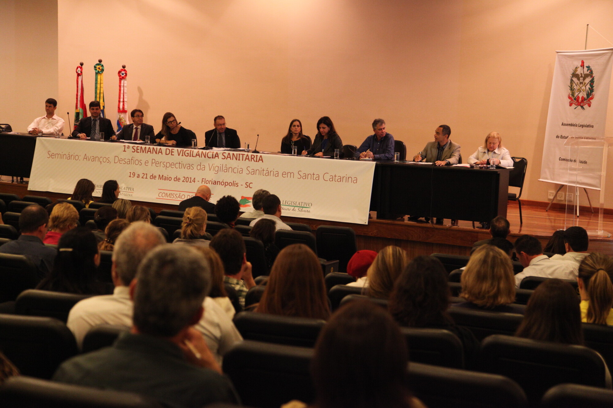 Debate sobre o uso de anabolizantes encerra Semana de Vigilância Sanitária