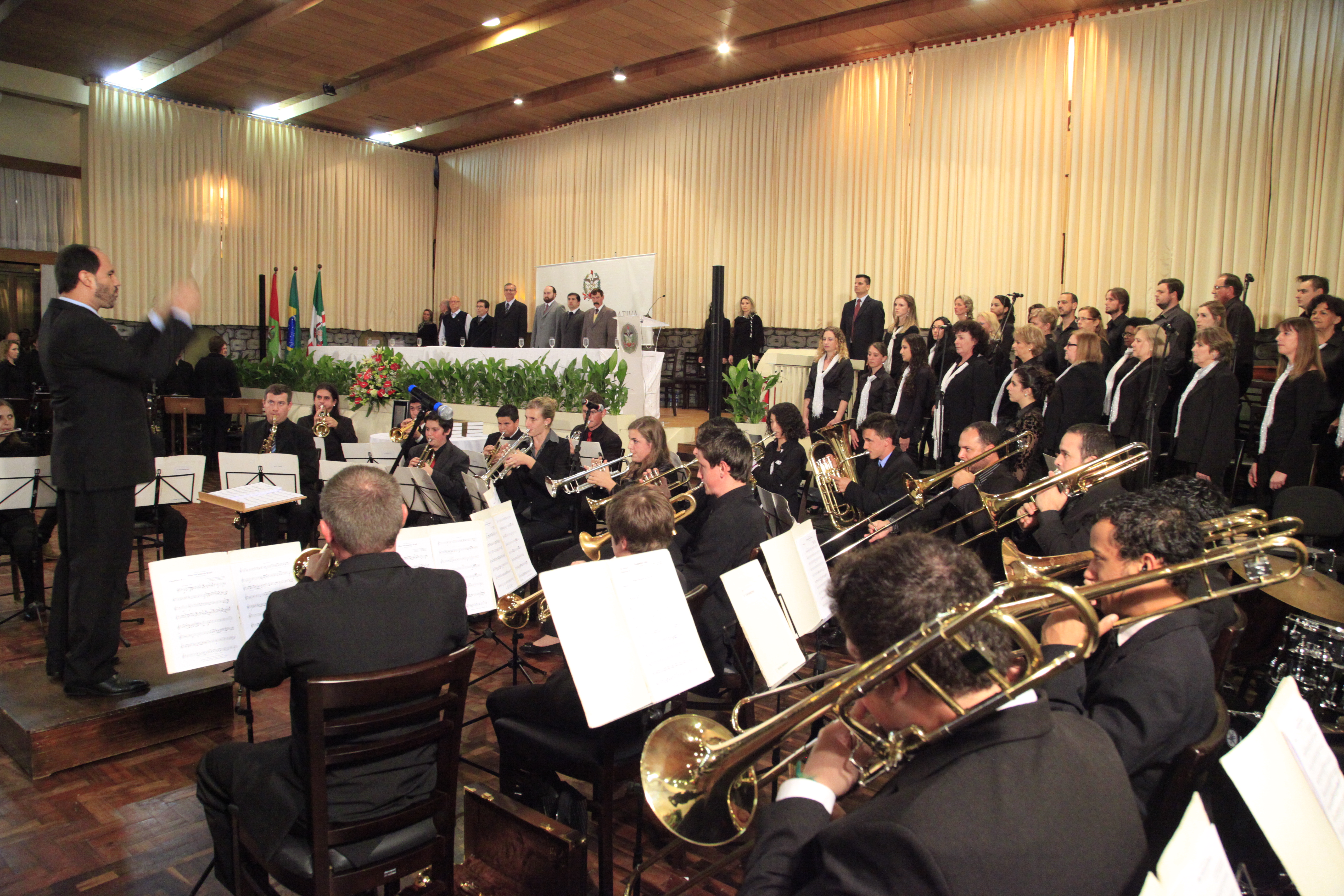 Sessão Solene em homenagem a Escola de Música Donaldo Ritzman pela passagem dos seus sessenta anos de Fundação  - São Bento do Sul/SC. Fotos: Carlos Kilian/Agência  AL