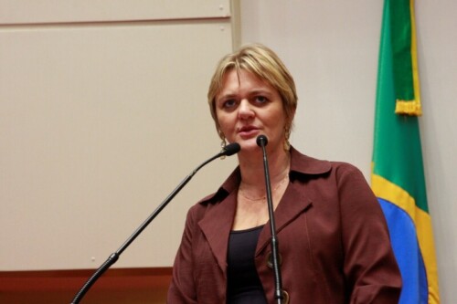 Deputada Luciane discute desaparecimento de pessoas em Joinville